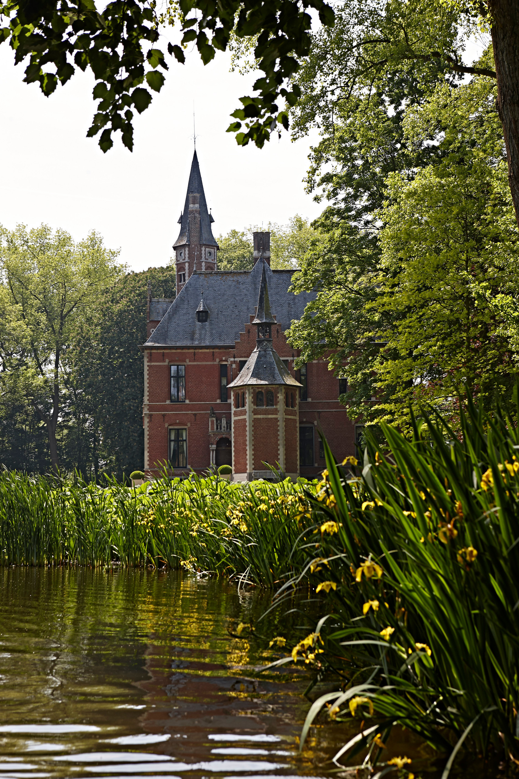 Houzz Бельгия: Сказочная жизнь в замке Спикер рядом с Брюгге