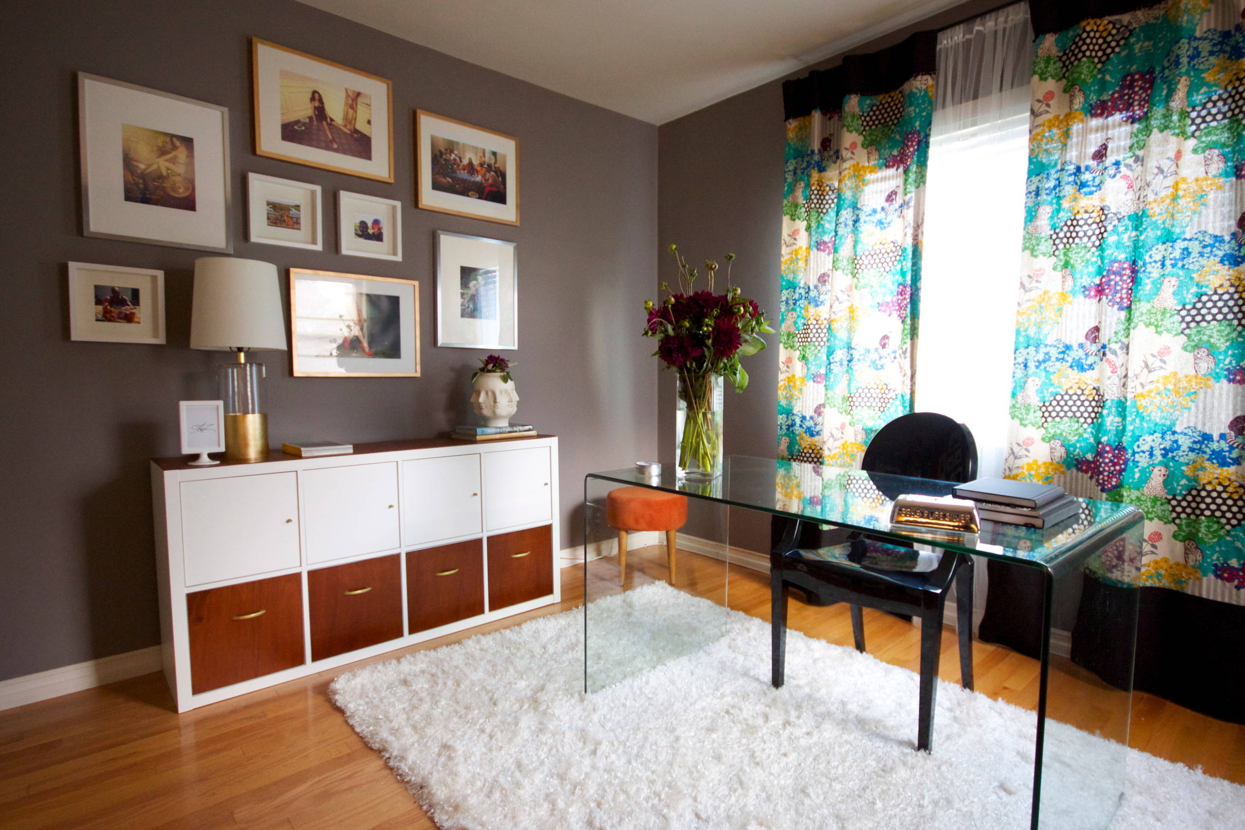 Многоликий «Каллакс»: На что способен этот стеллаж в интерьере