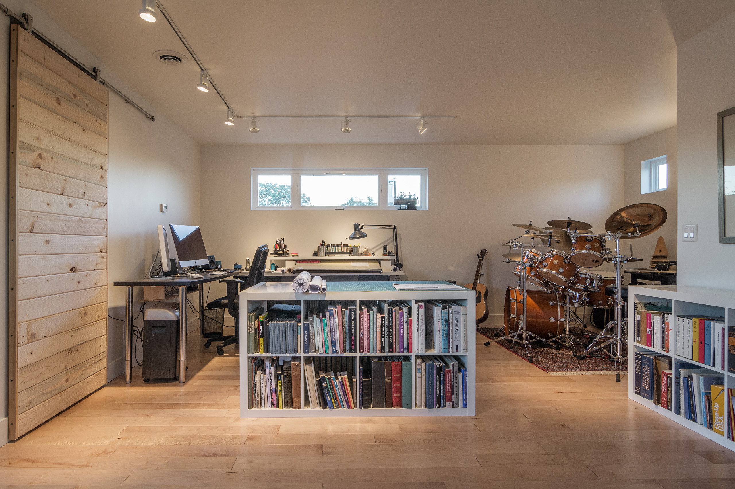 Многоликий «Каллакс»: На что способен этот стеллаж в интерьере