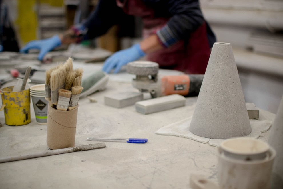 Портрет: Красота бетона в предметах от Garage Factory