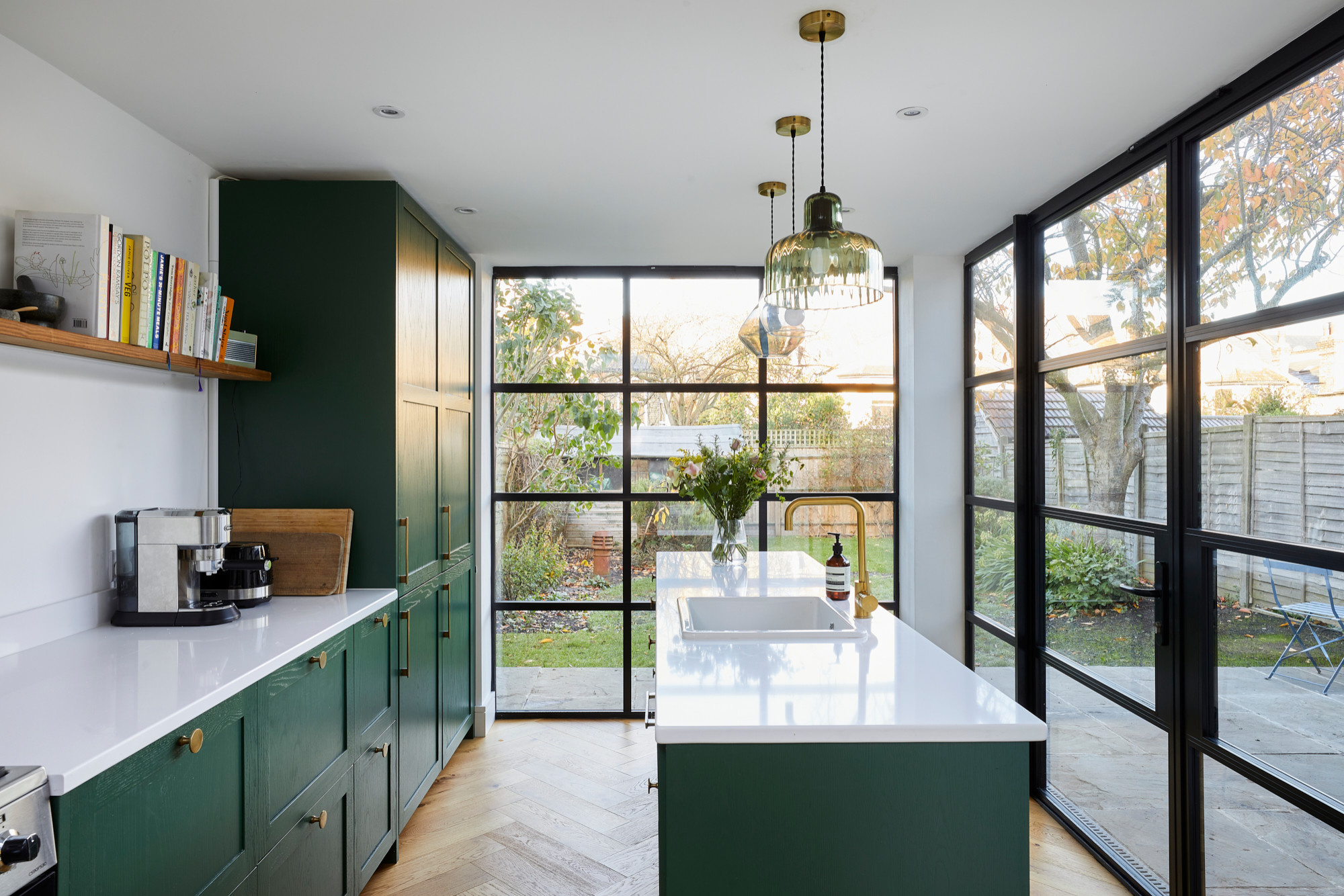 Опыт PRO: Отправлять ли открытки и подарки коллегам, клиентам