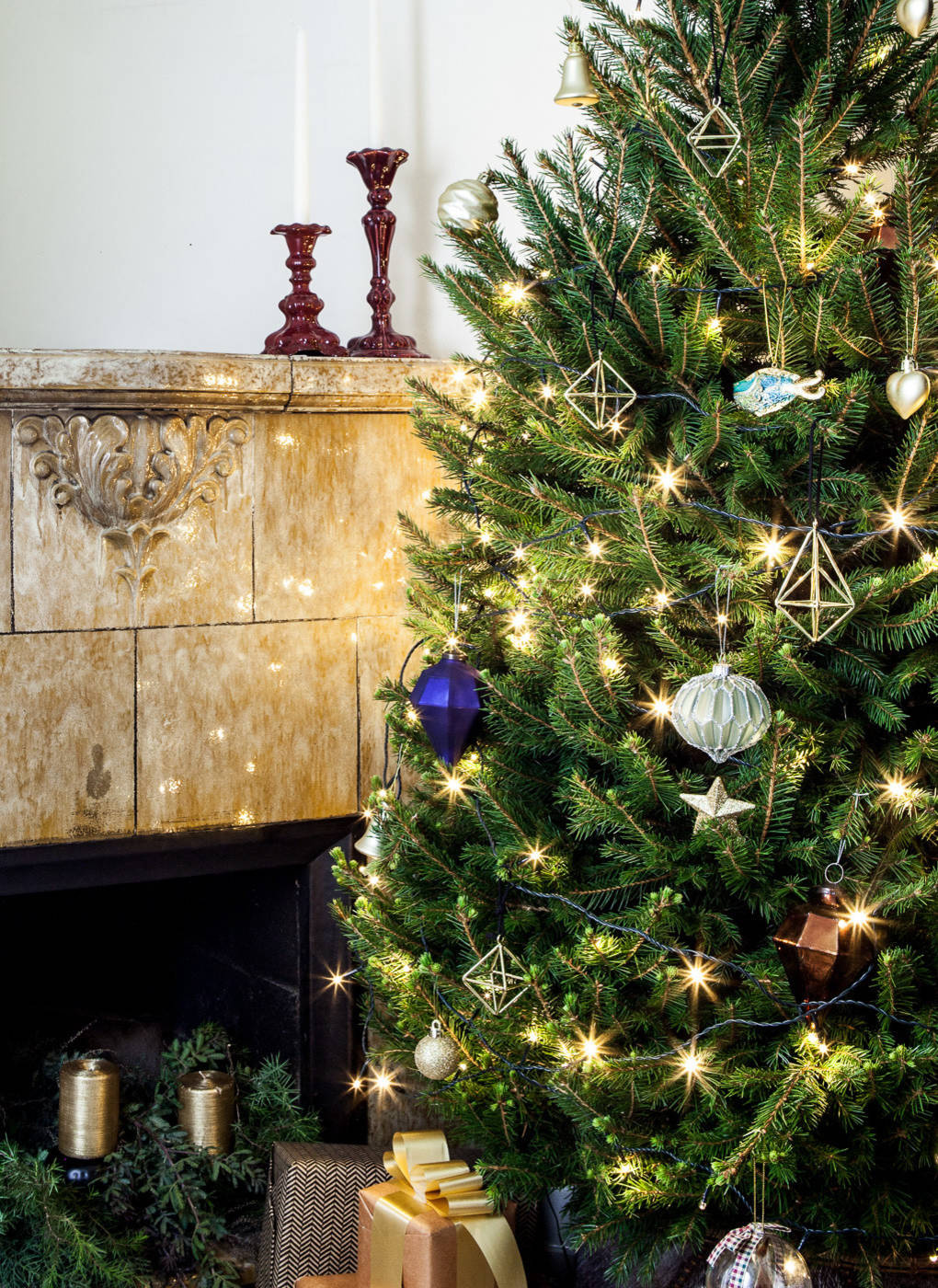 Фотоохота: 38 новогодних ёлок со всего света