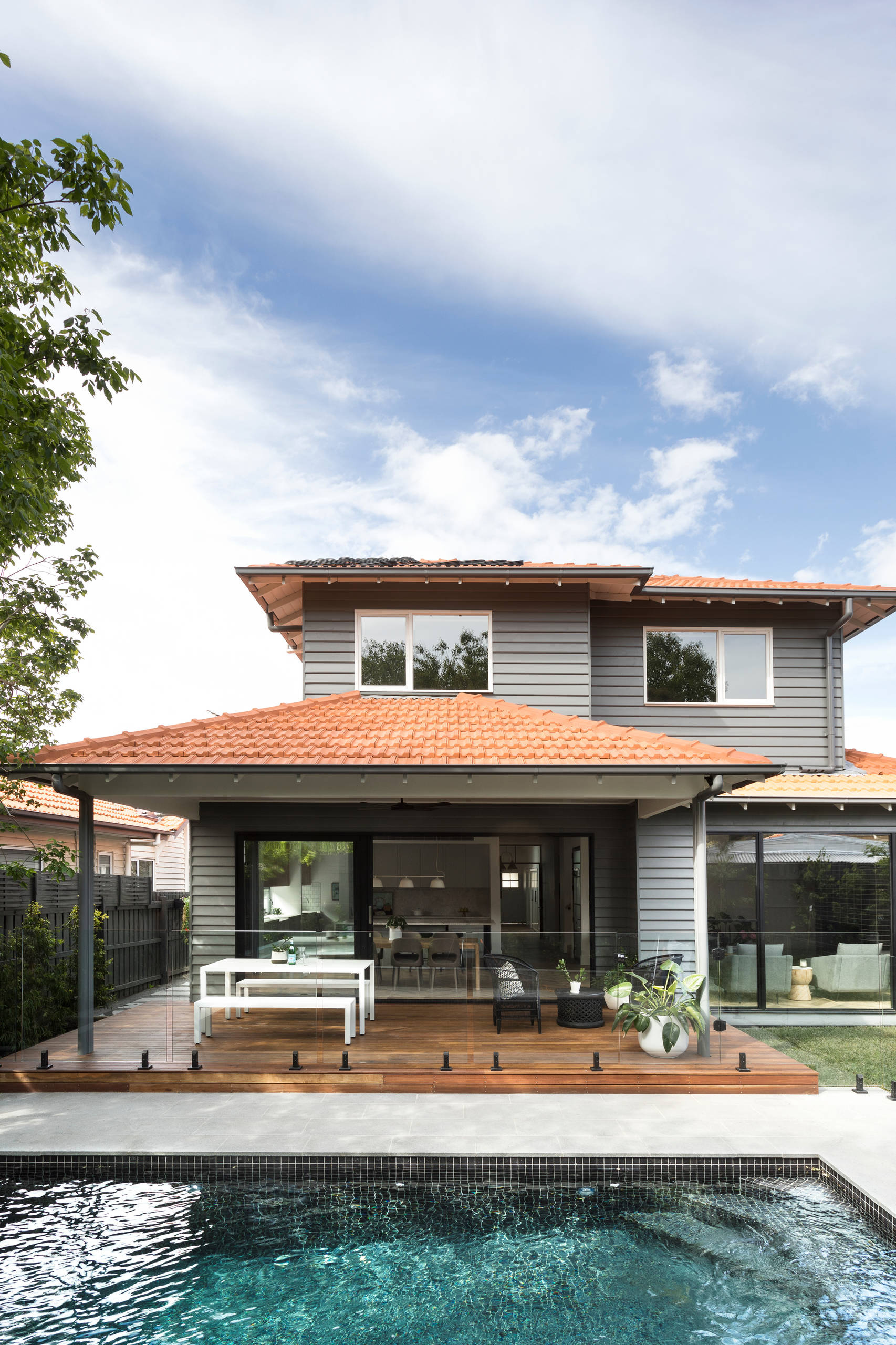 14 домов с пристройками, которых не видно с улицы