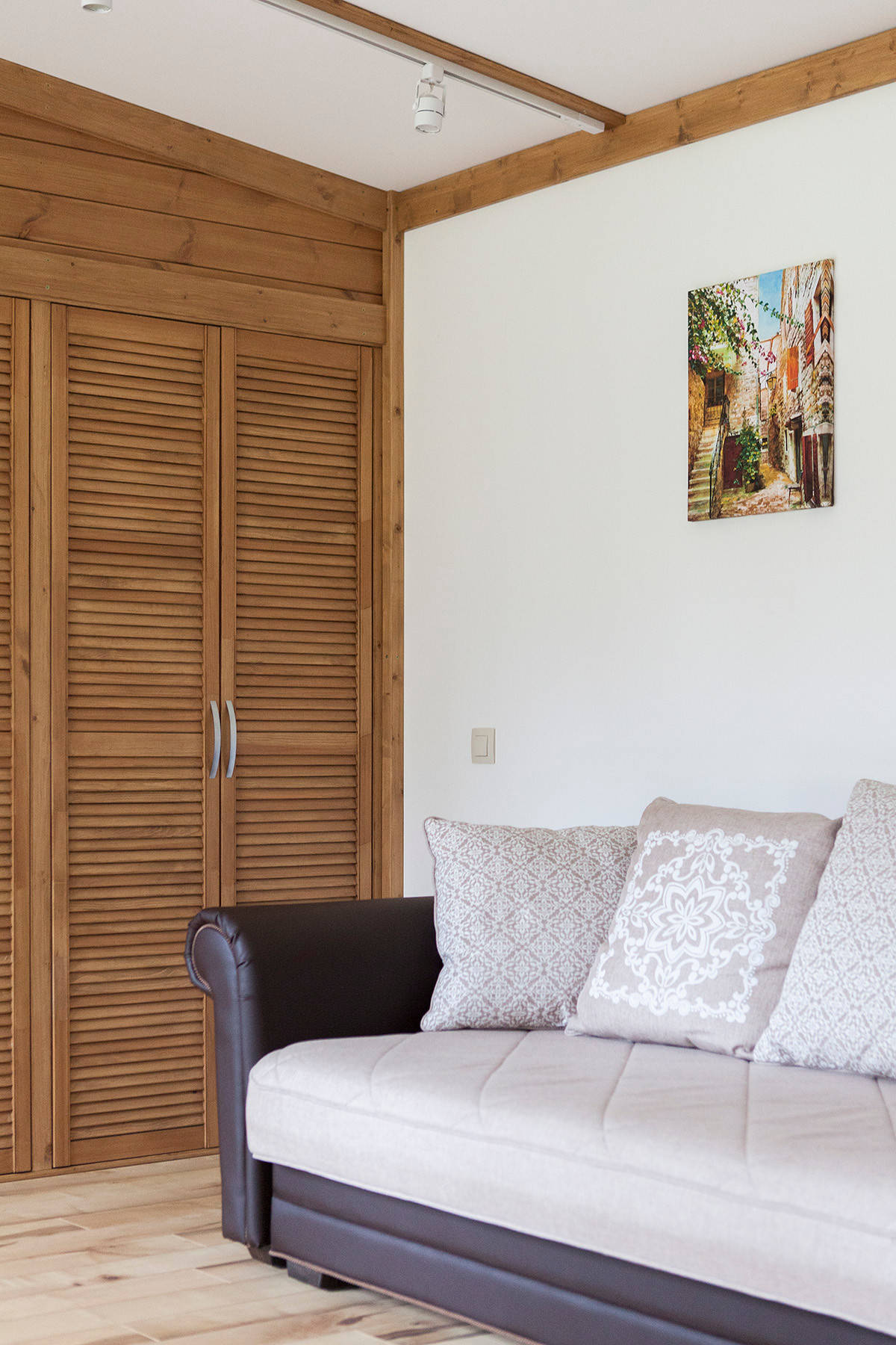 В гостях: Компактный дом на двоих — подарок родителям