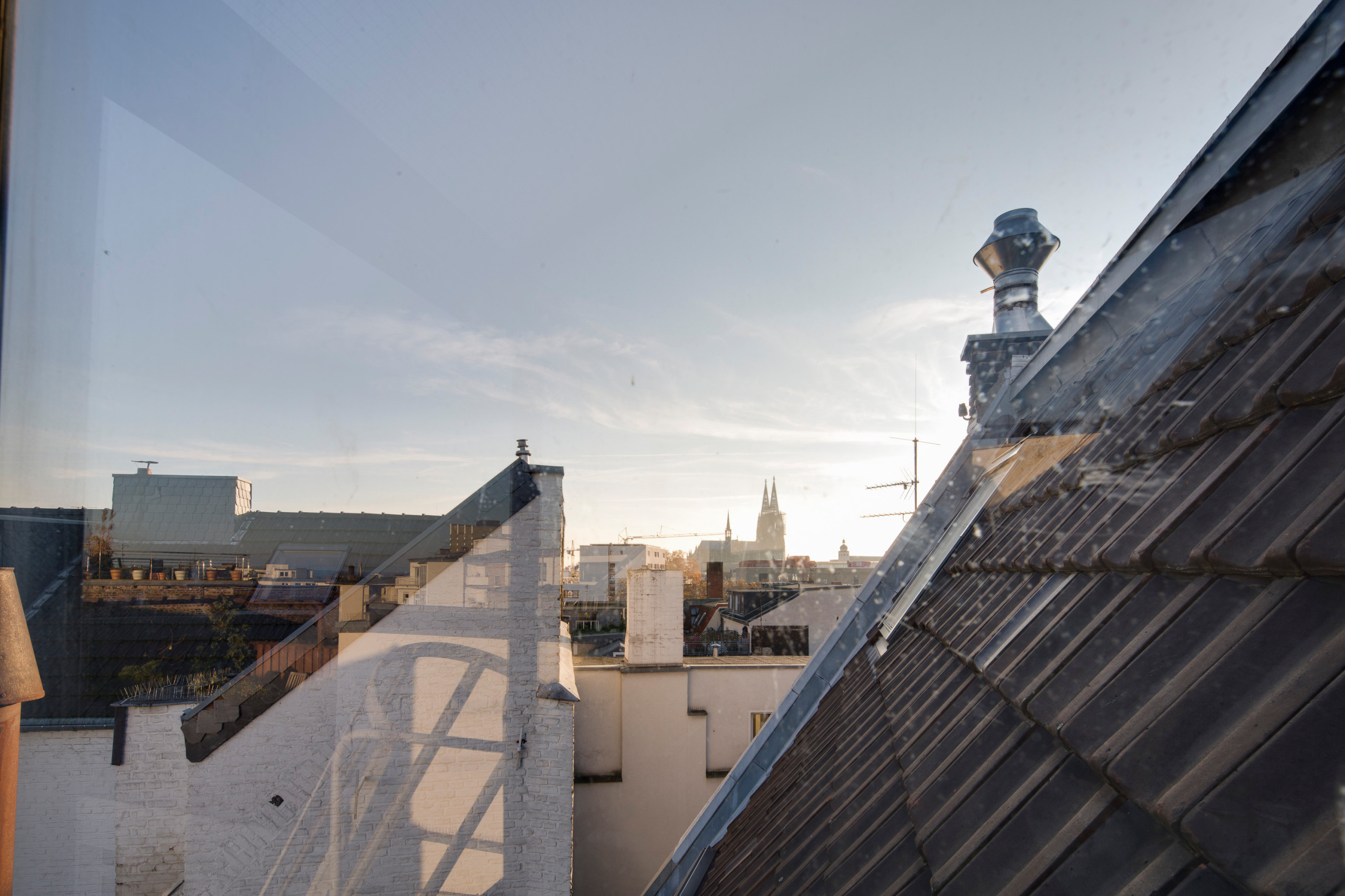 Houzz Германия: Кёльнская квартира-лофт, где царят мода и белый цвет