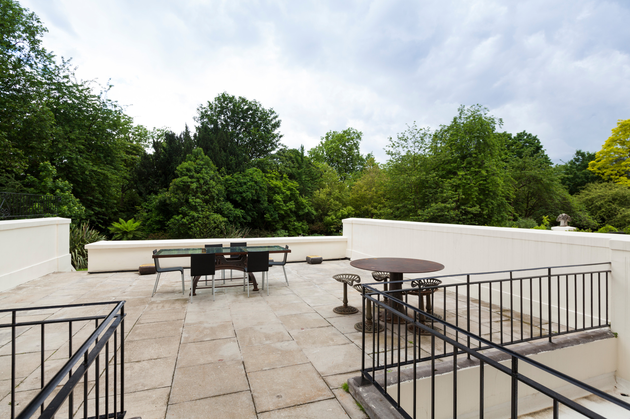 Houzz Британия: Лондонская квартира с жирафом и современным искусством