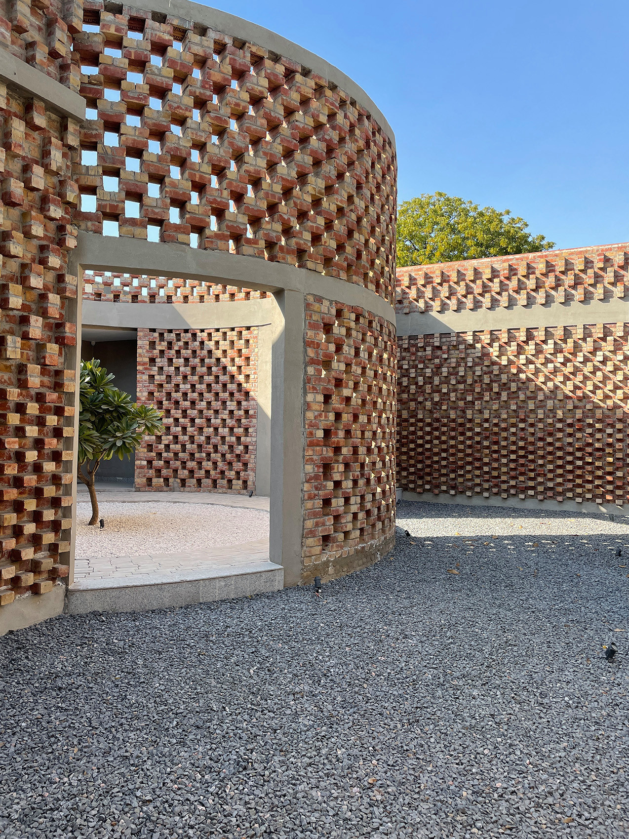 Houzz Индия: Дом с орнаментом из кирпича в Дели