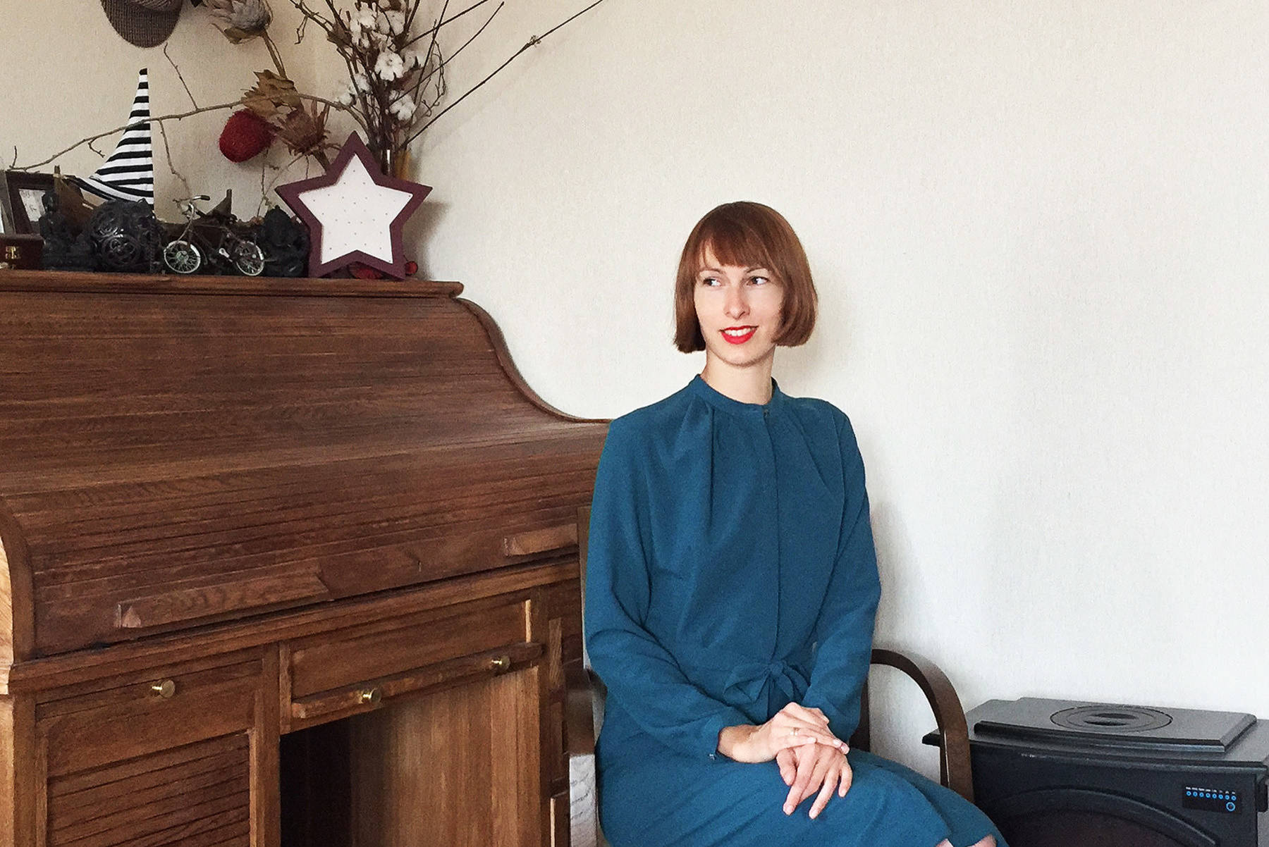 В гостях: Коллекция фонарей, винтажное бюро и петербургская эклектика