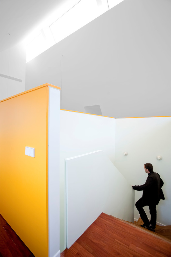 Houzz Испания: Дом для двух семей в горной долине