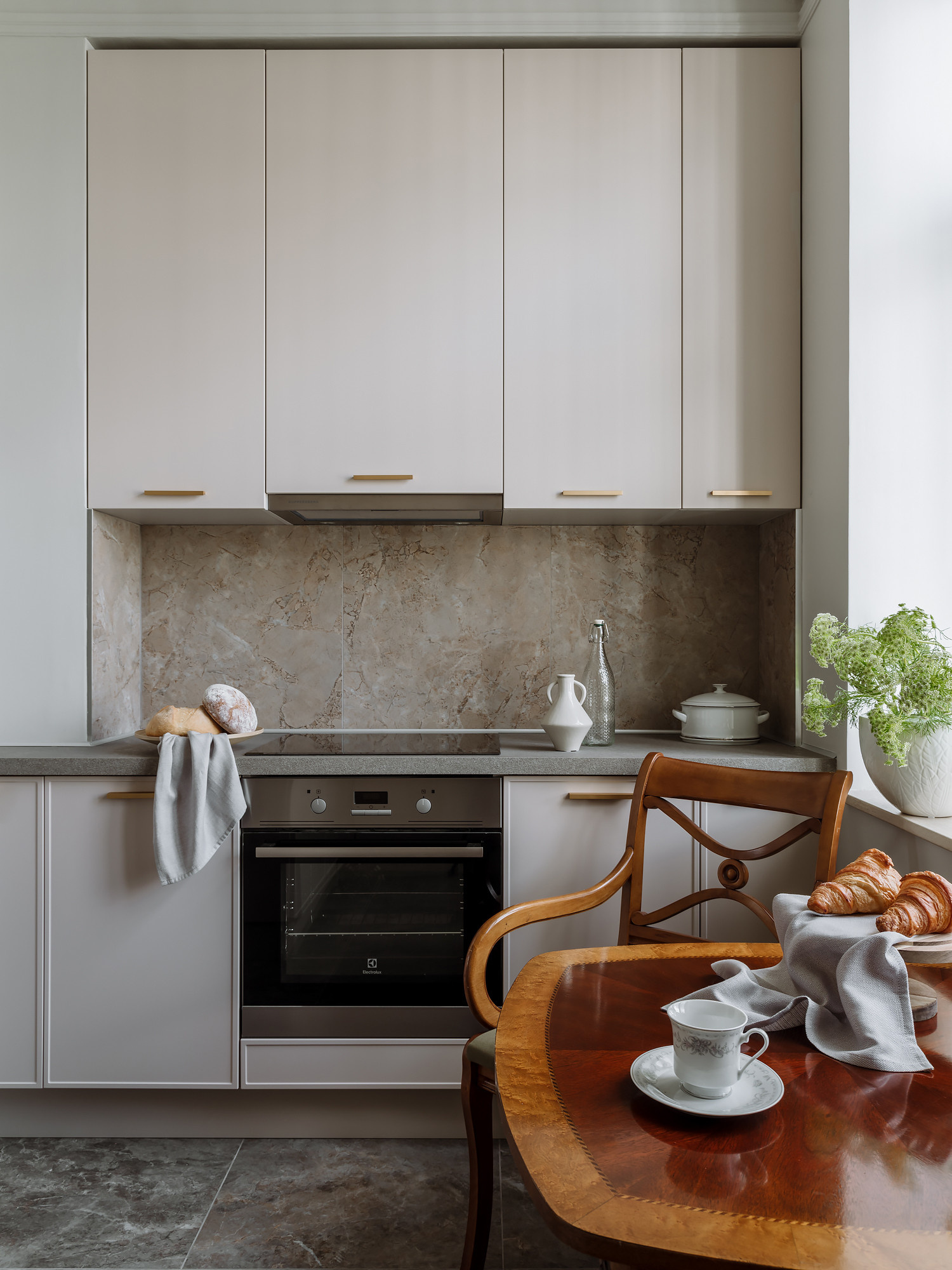 До и после: 4 маленьких изолированных кухни — дизайнерский ремонт