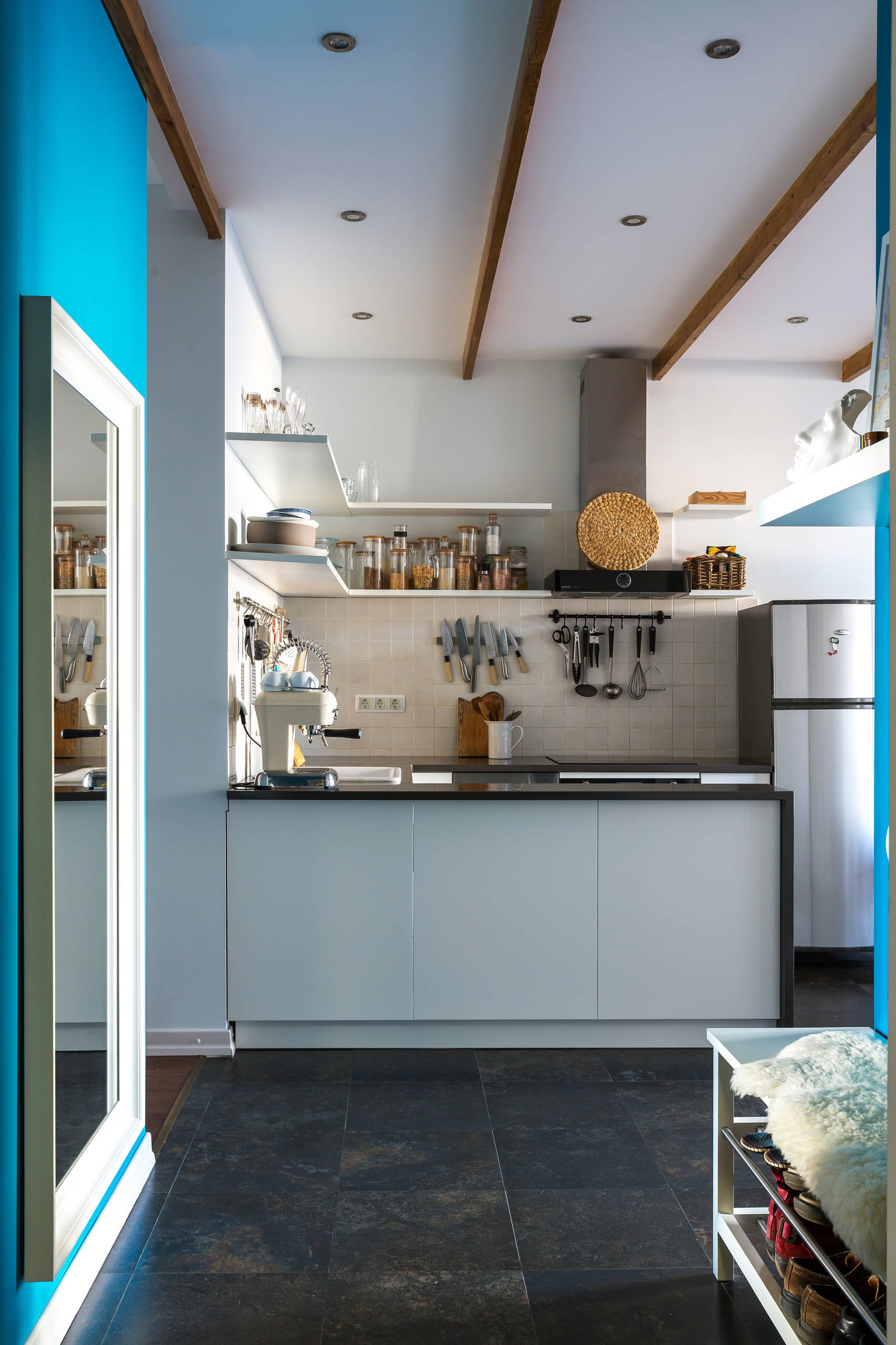 В гостях: Бабочки, парижский стрит-арт и ремонт за три месяца