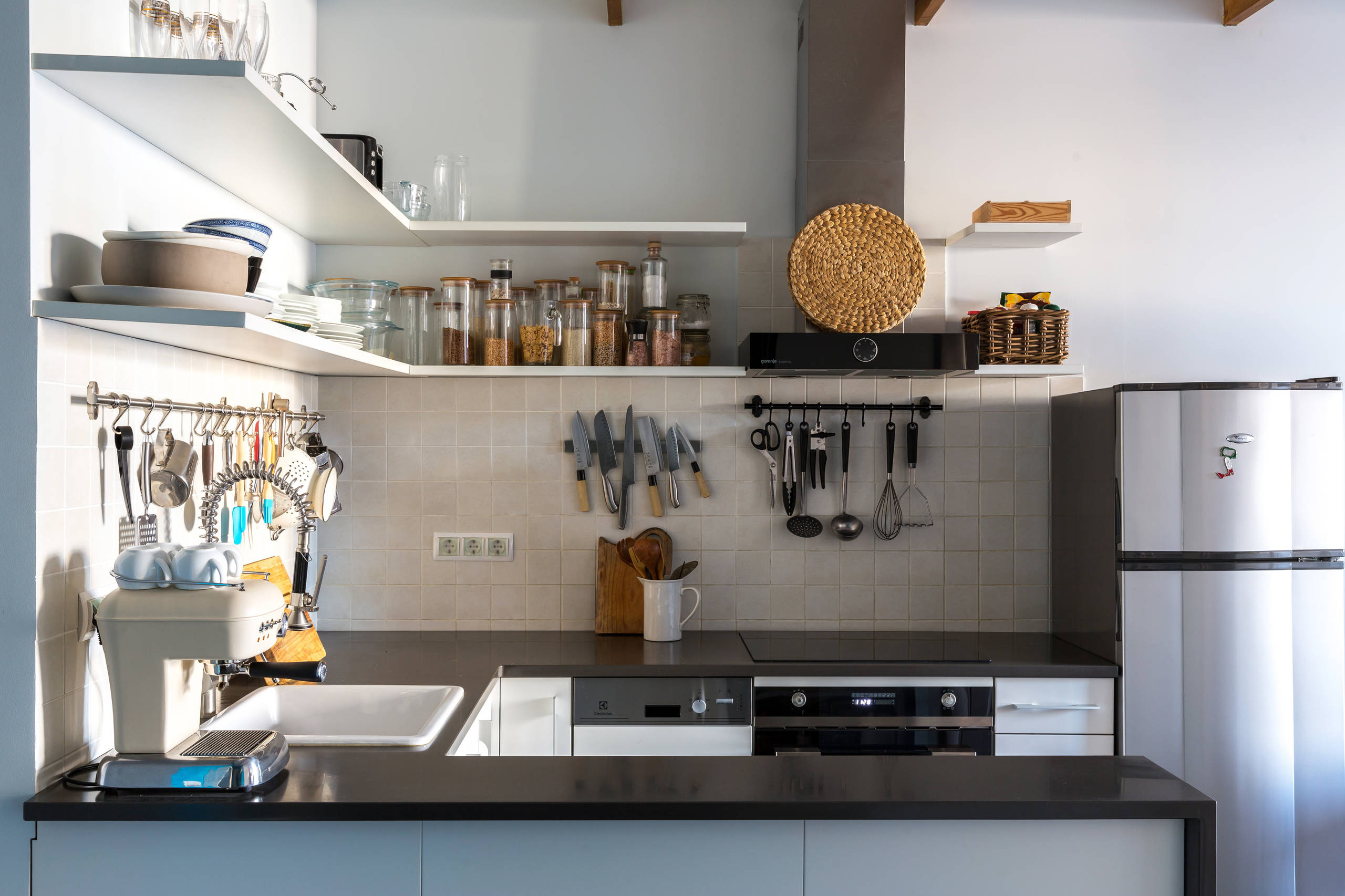 В гостях: Бабочки, парижский стрит-арт и ремонт за три месяца