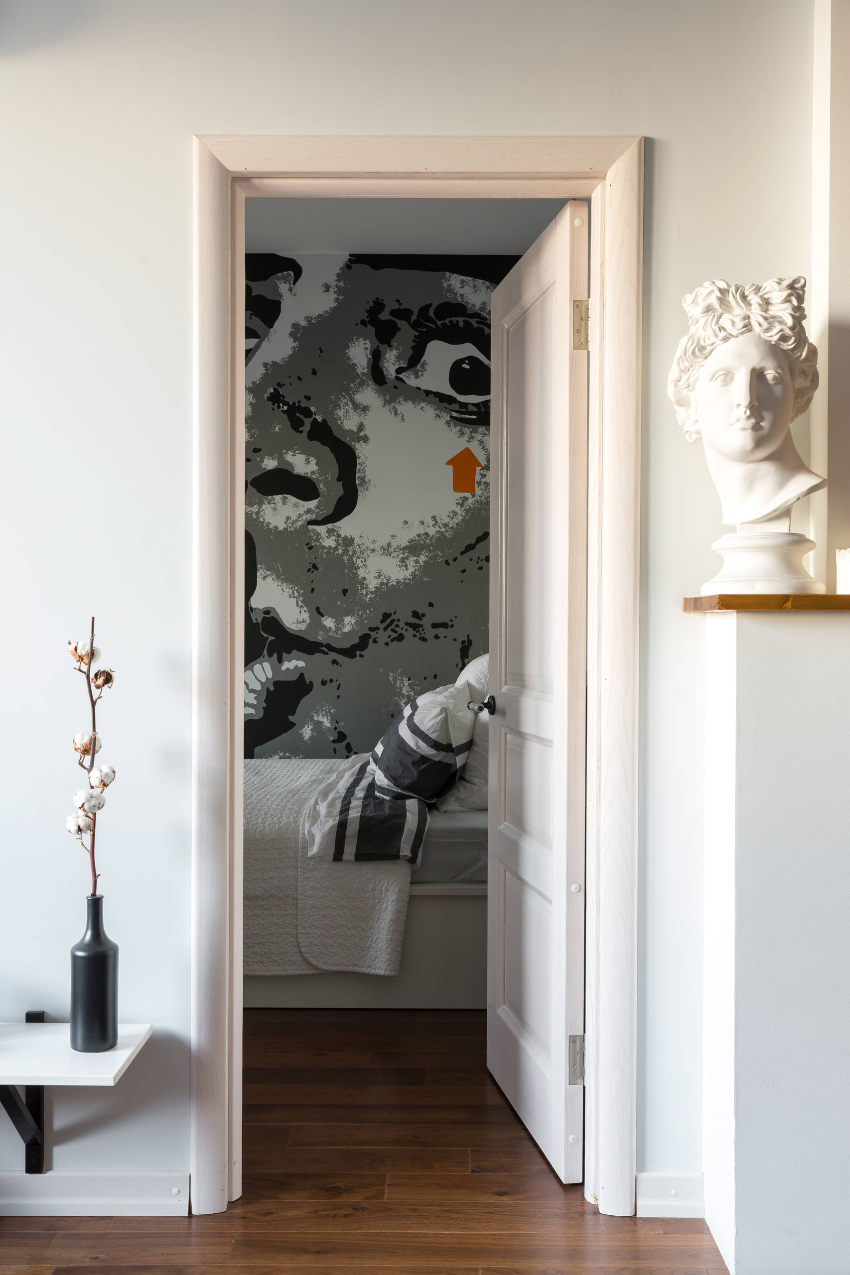 В гостях: Бабочки, парижский стрит-арт и ремонт за три месяца