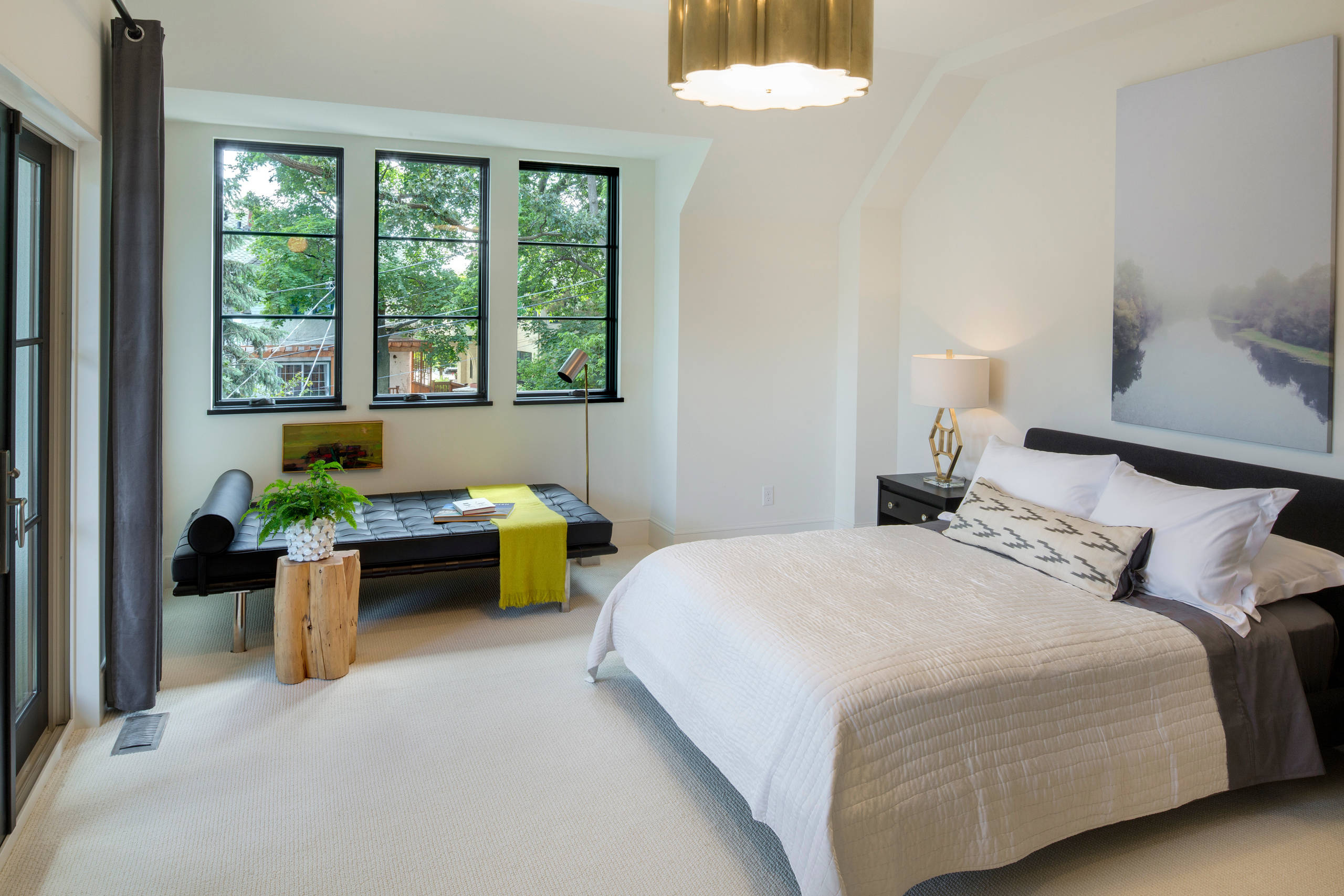 Houzz США: Снаружи — старинный, внутри — современный