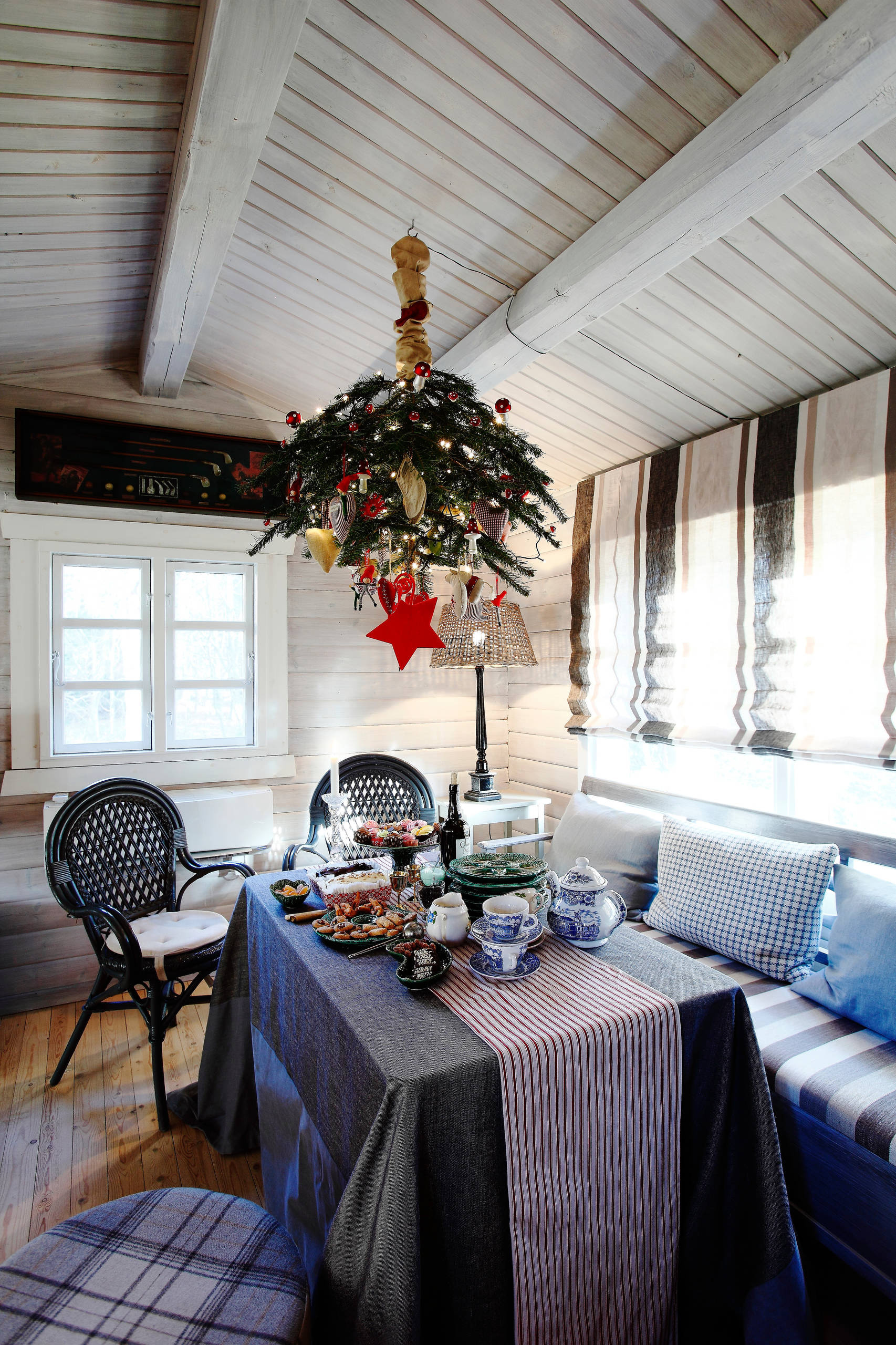 Houzz Дания: Рождественский декор в домике у залива
