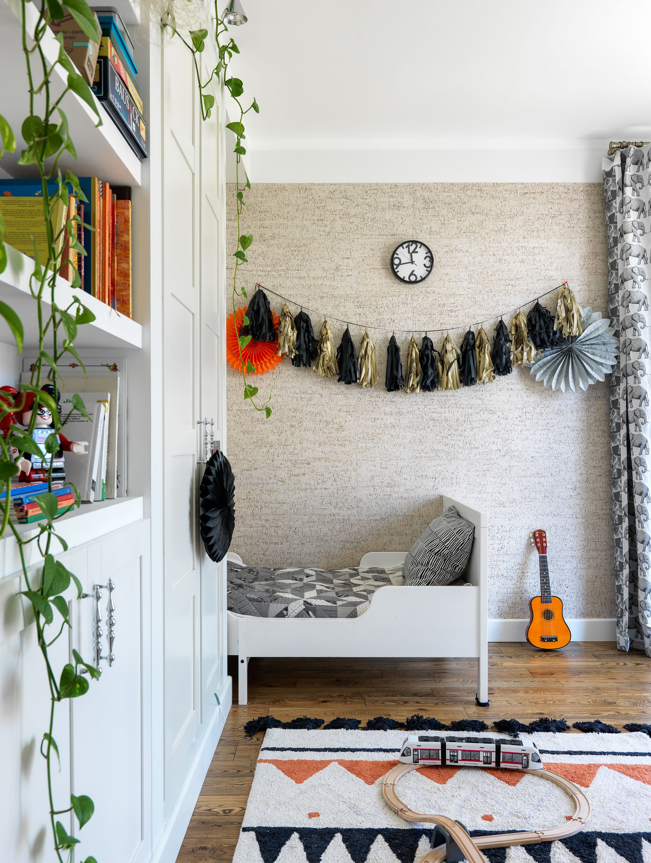 Houzz тур: Квартира с цветными дверями в Одинцове