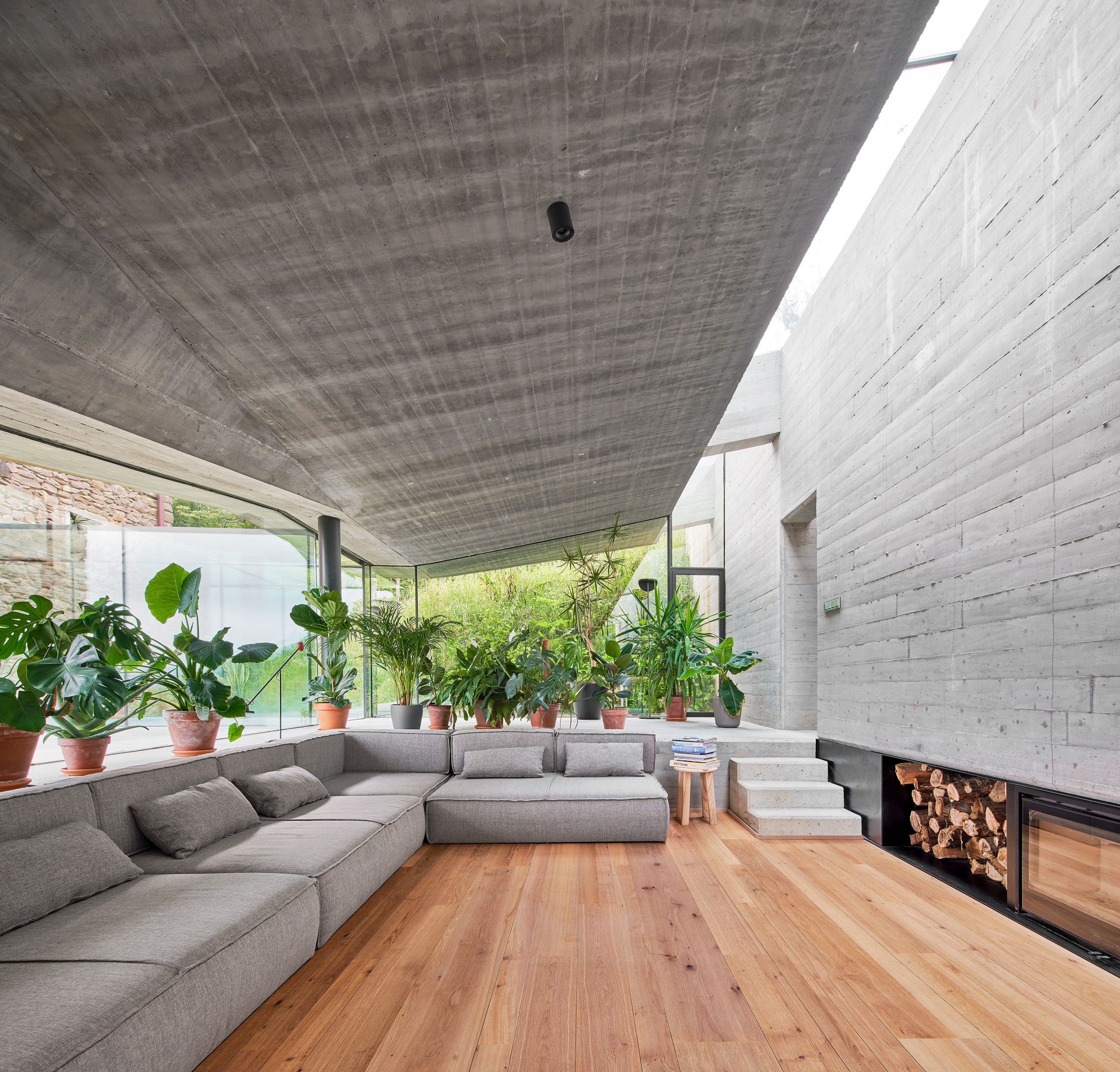 Houzz Испания: Деликатное расширение столетней крепости