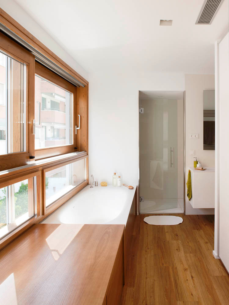 Houzz Испания: Яркий и умный дом, которым управляет автоматика