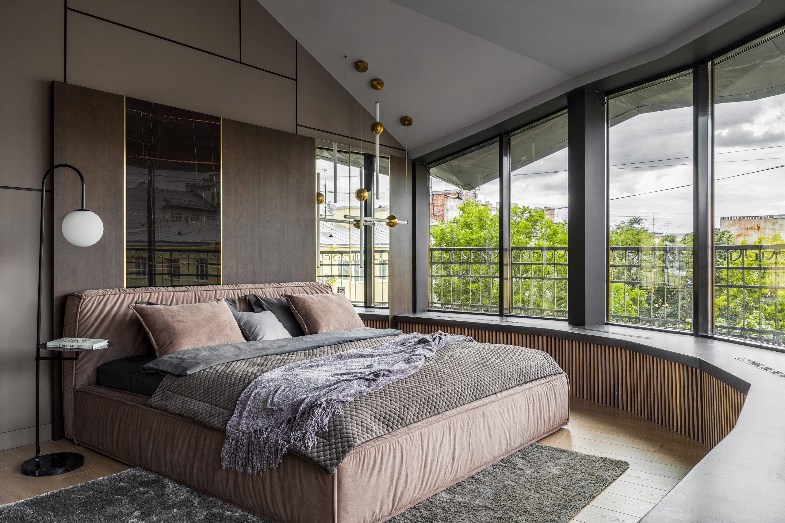 Houzz тур: Холостяцкая квартира в Петербурге