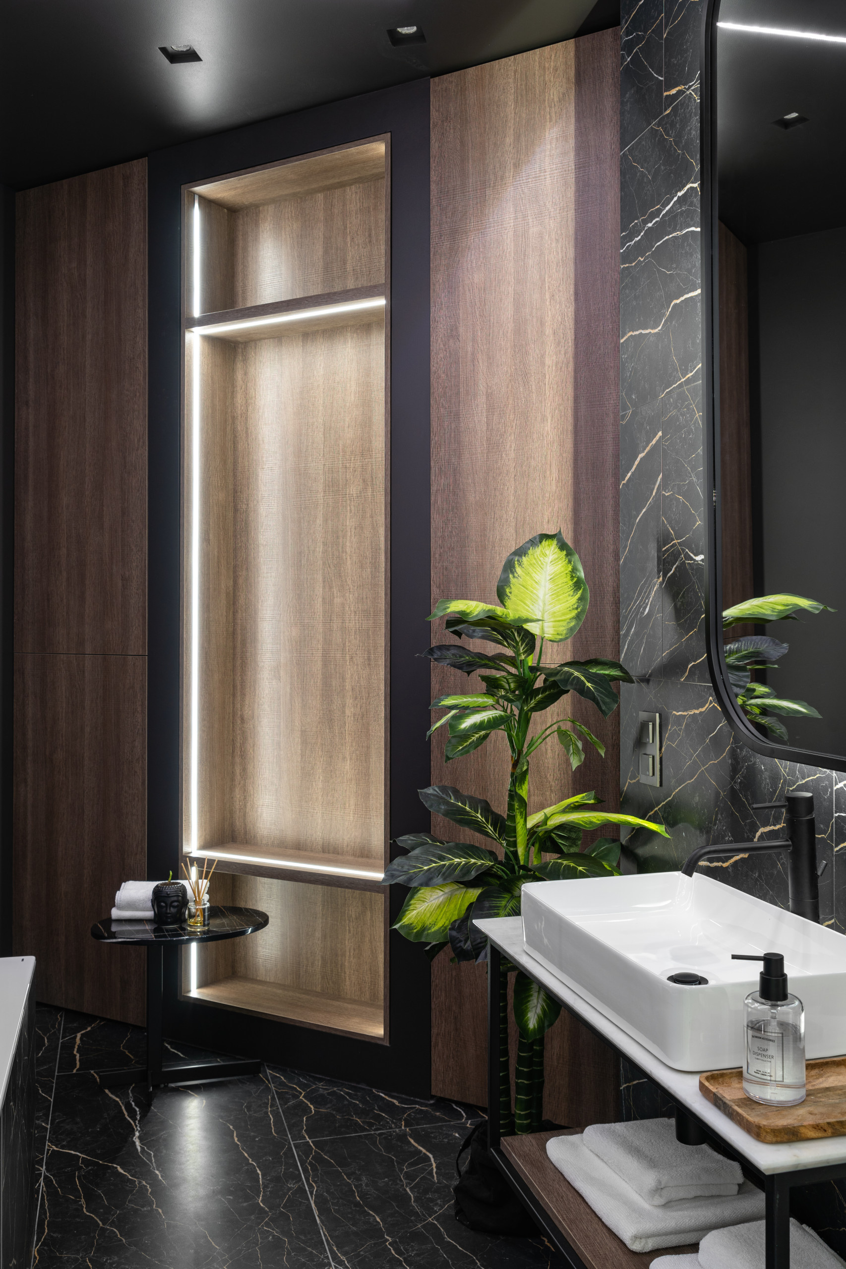 Houzz тур: Холостяцкая квартира в Петербурге