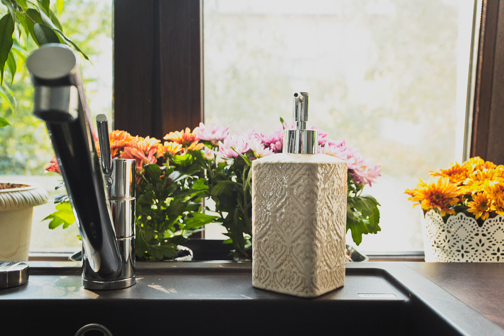 Кухня 6 кв м с холодильником в интерьере хрущевки