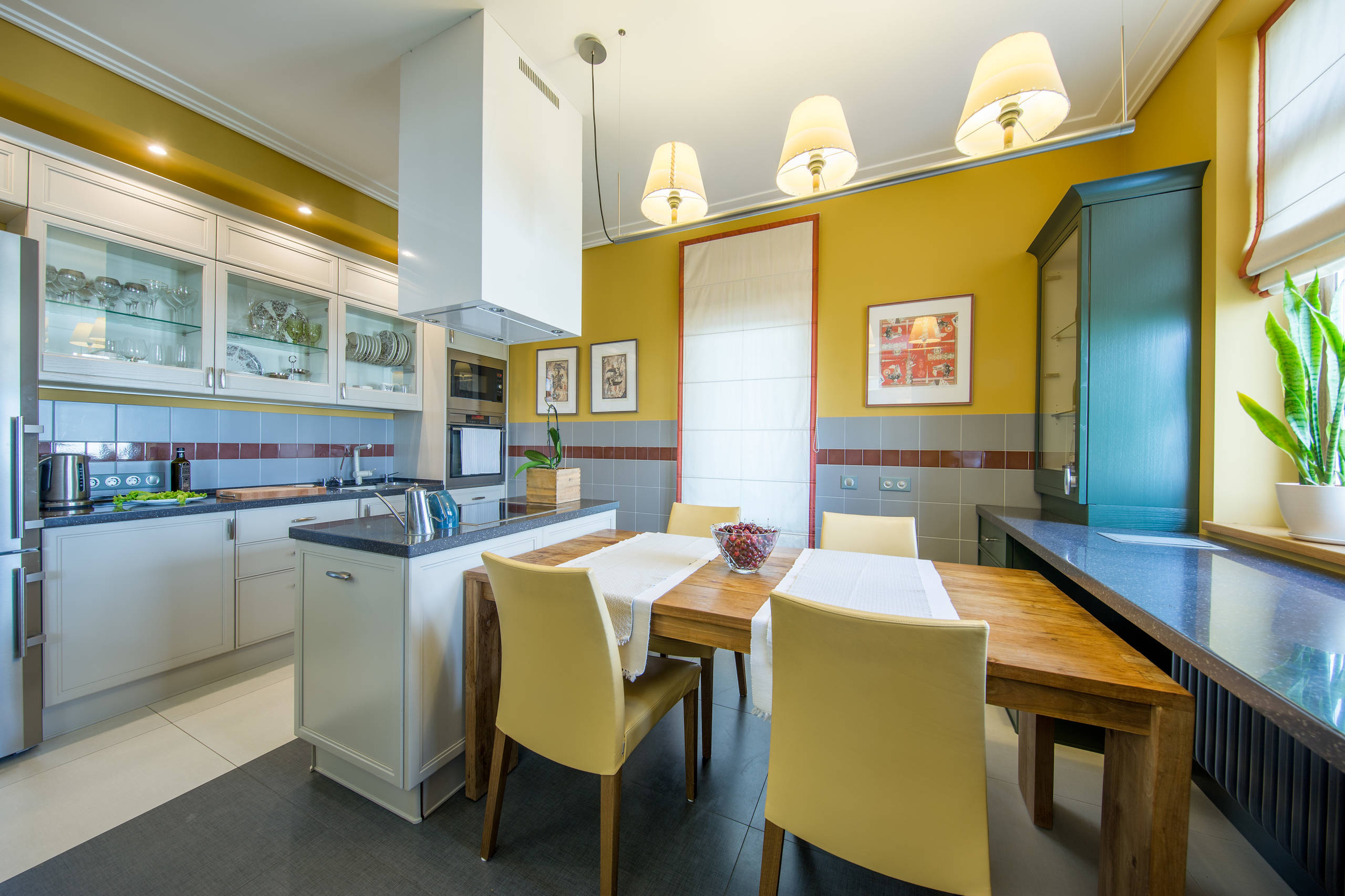 Houzz тур: Квартира с круговым коридором