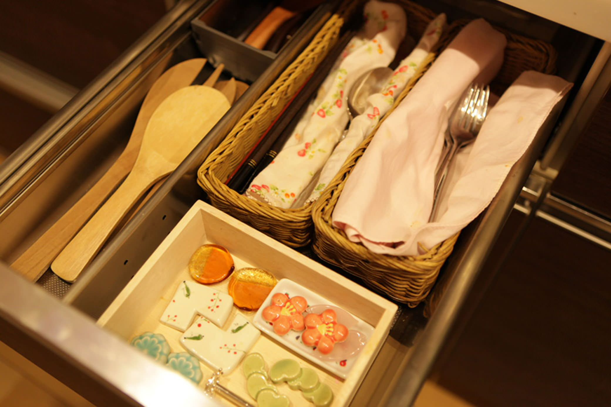 Секреты порядка: Новая книга и новые идеи от гуру уборки Мари Кондо