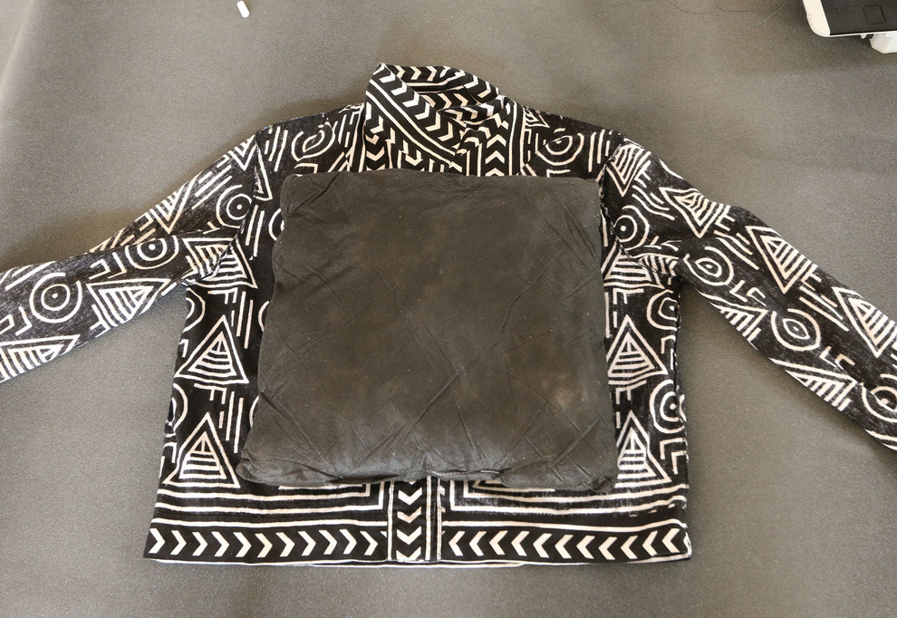 Фотоохота: Декоративные подушки на диван своими руками