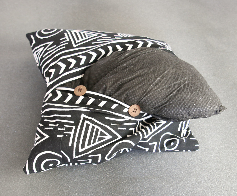 Фотоохота: Декоративные подушки на диван своими руками