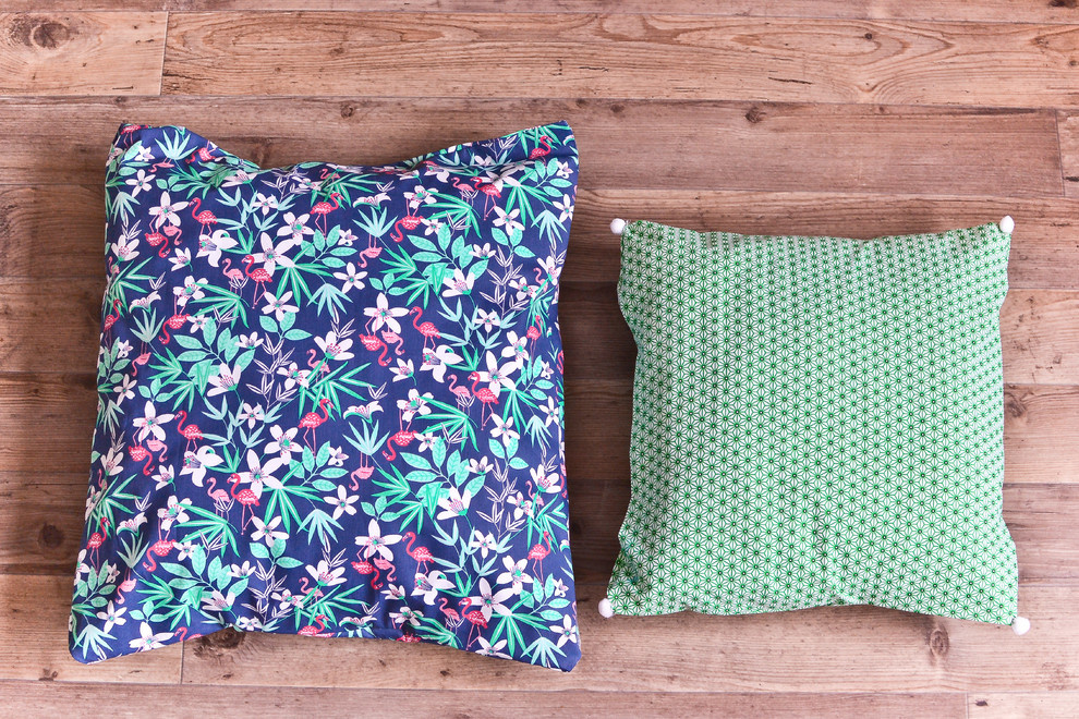 Фотоохота: Декоративные подушки на диван своими руками