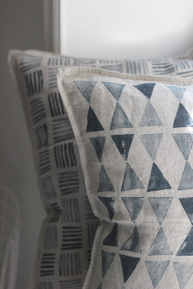 Фотоохота: Декоративные подушки на диван своими руками