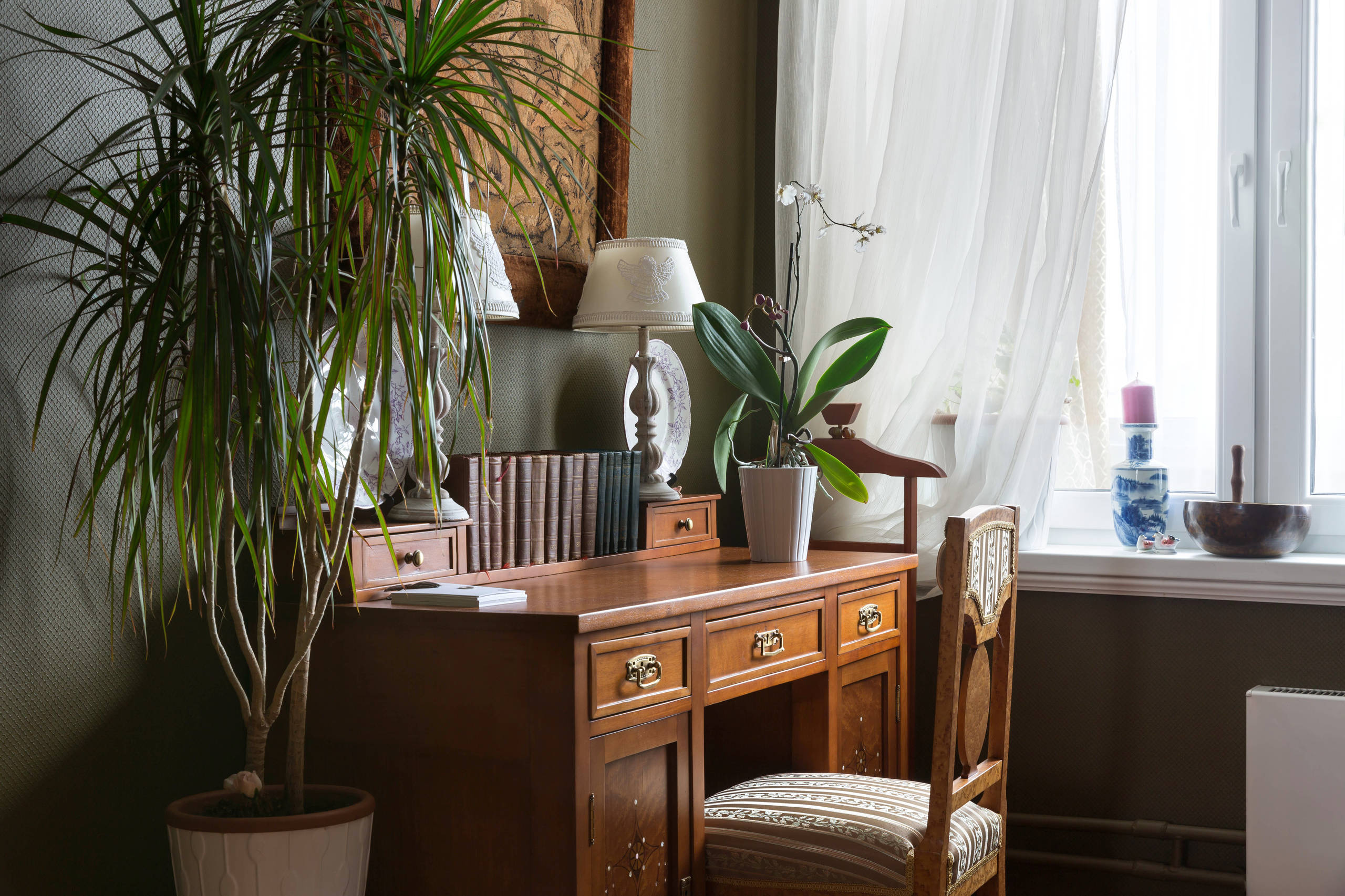 В гостях: Квартира юного ценителя антиквариата