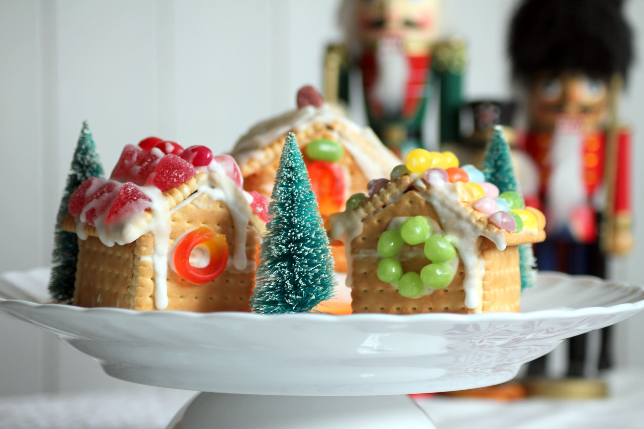 Своими руками: Новогодние домики из печенья