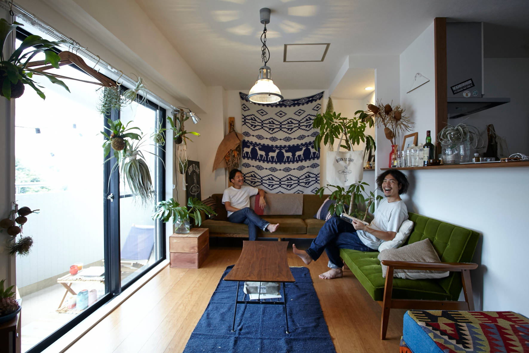 Мир дизайна: 10 съемных квартир с яркими идеями декора