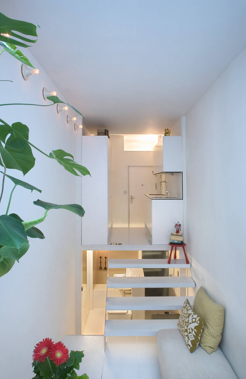 Houzz Испания: 21 метр в Мадриде — маленький узкий дом