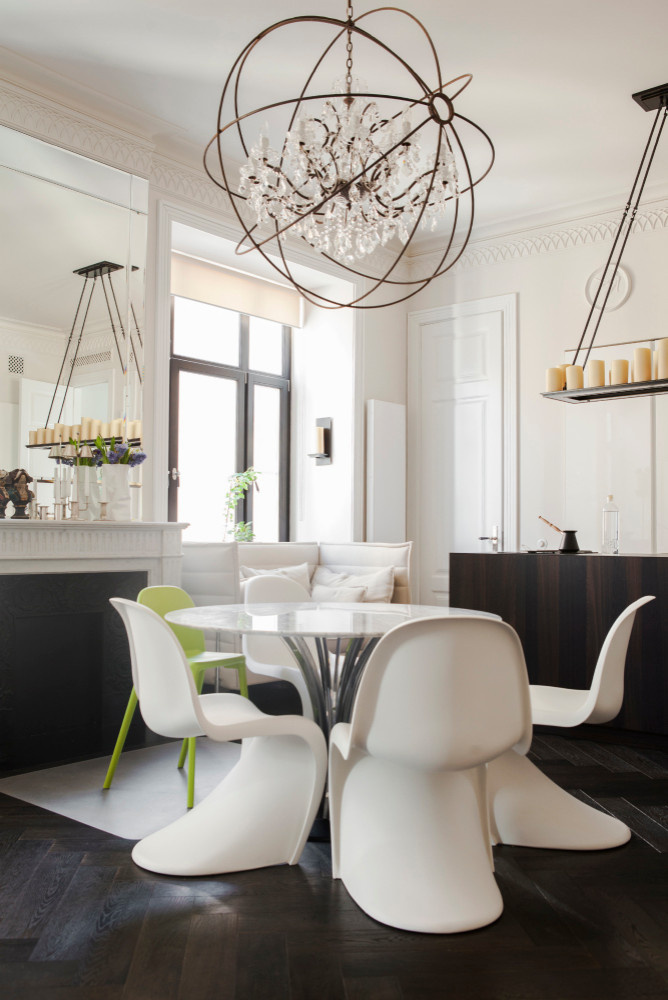 В гостях: Иконы дизайна и неоклассика в квартире в Замоскворечье