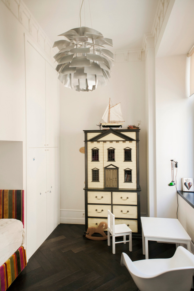 В гостях: Иконы дизайна и неоклассика в квартире в Замоскворечье