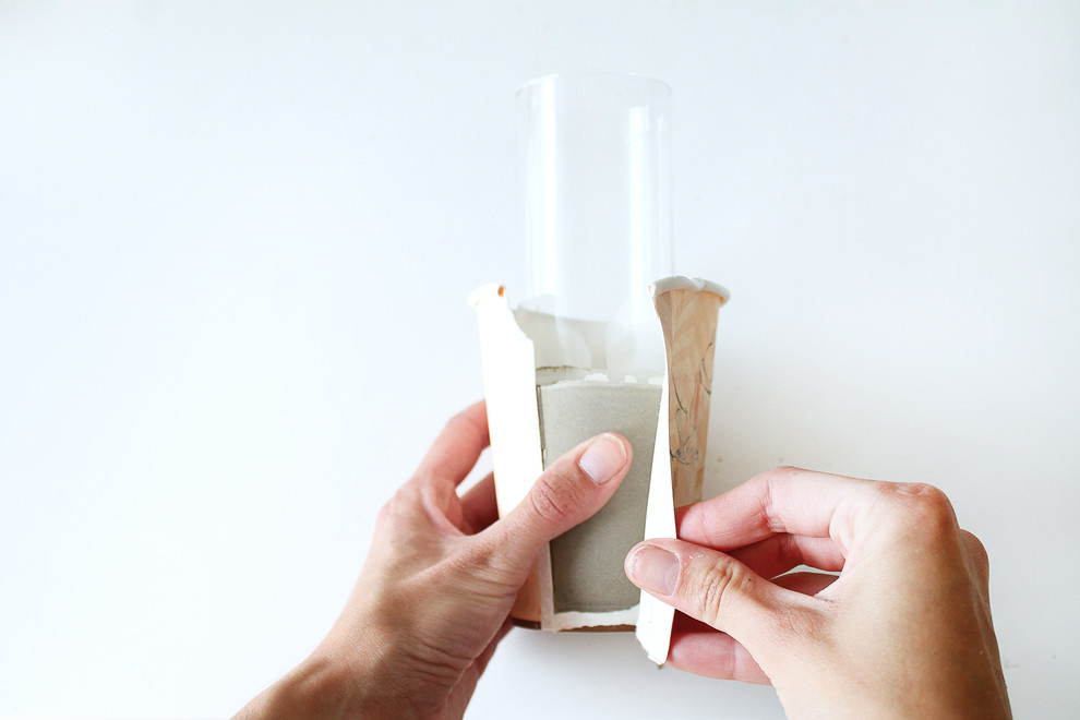 Своими руками: Делаем вазы из стакана и цемента