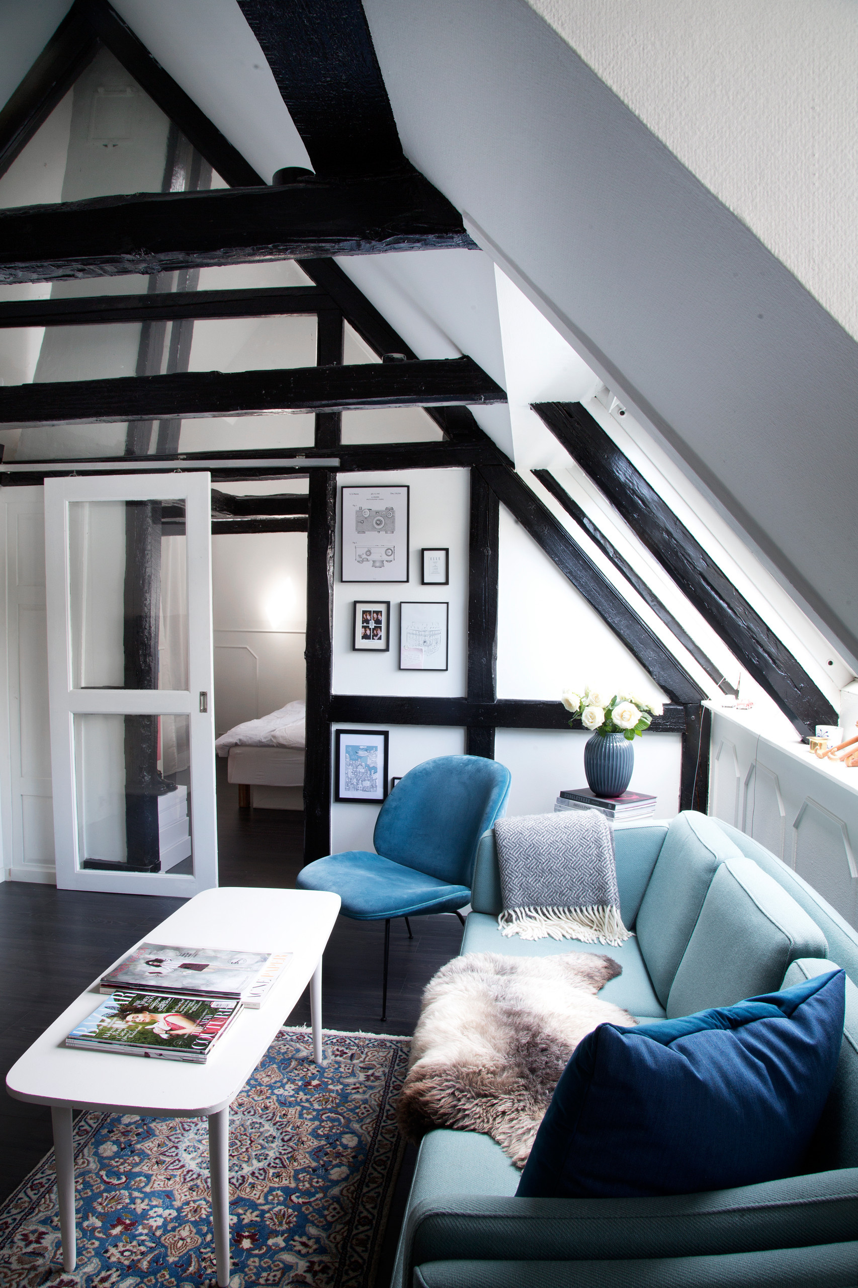 Houzz Дания: Квартира модного блогера без дизайнерской мебели