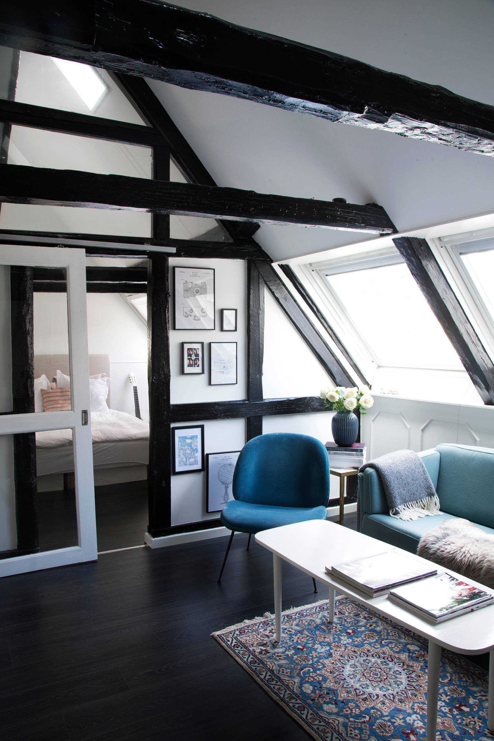 Houzz Дания: Квартира модного блогера без дизайнерской мебели