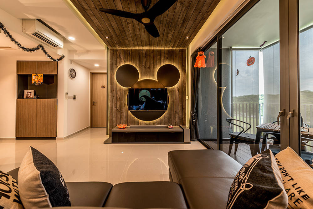 Houzz Сингапур: Гостиная с Микки Маусом