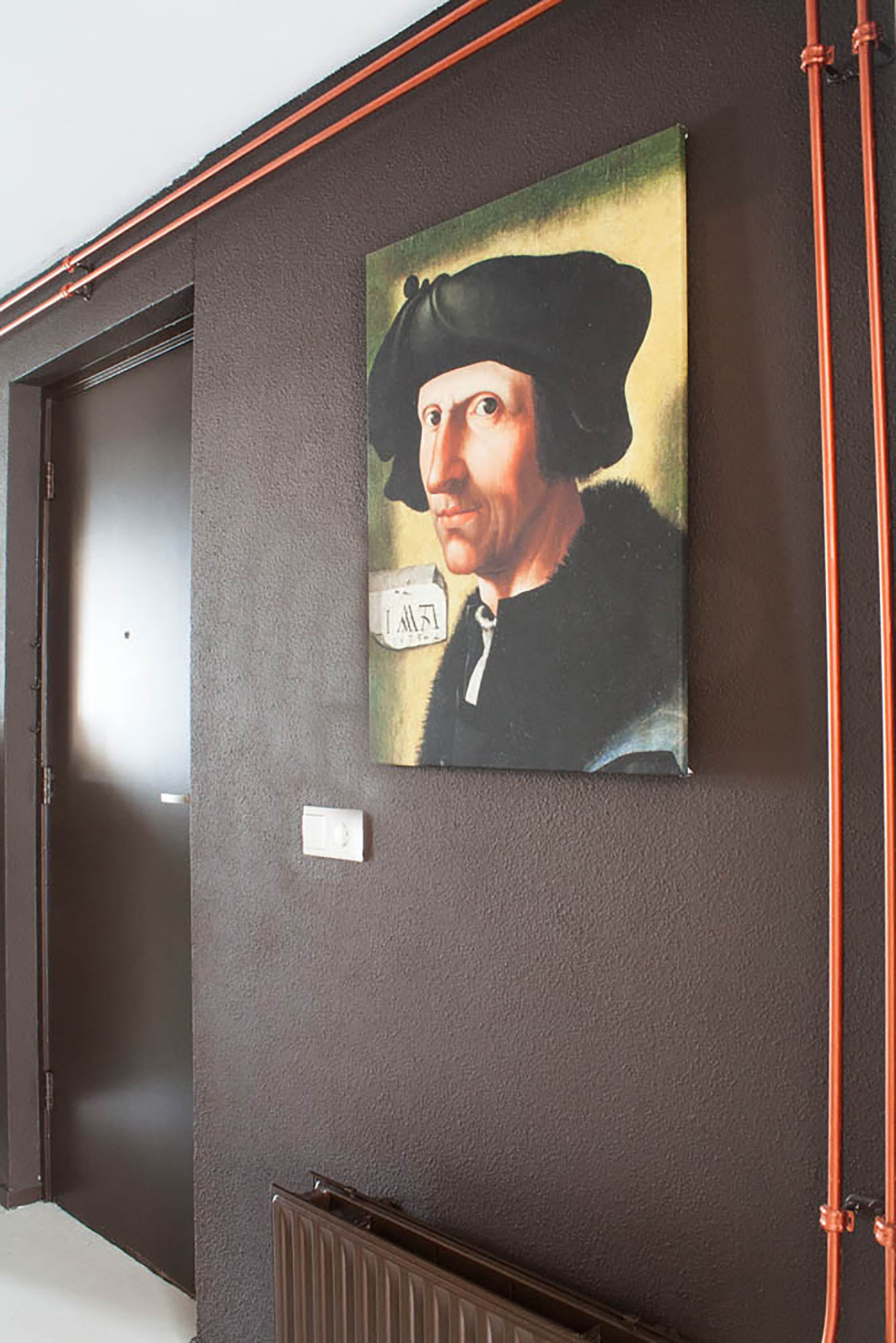 Медные трубы: Как использовать модную арматуру в интерьере?