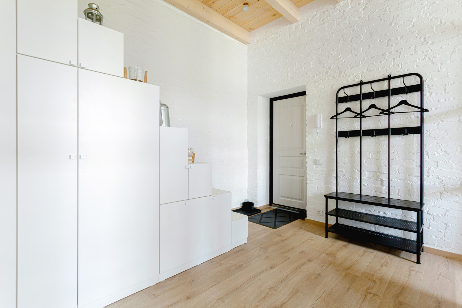 В гостях: Квартира в Твери, где полностью разобрали потолок