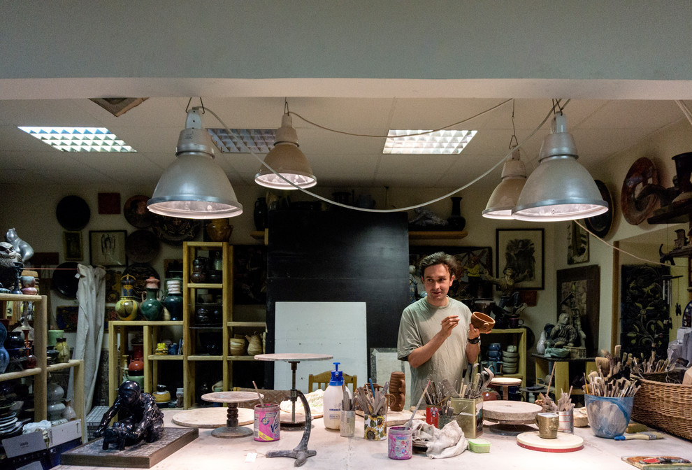 Портрет: Керамика KVN-studio, вдохновленная современной культурой