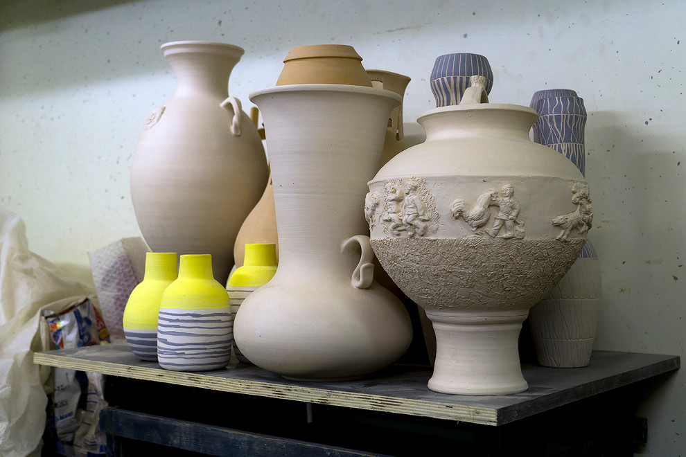 Портрет: Керамика KVN-studio, вдохновленная современной культурой