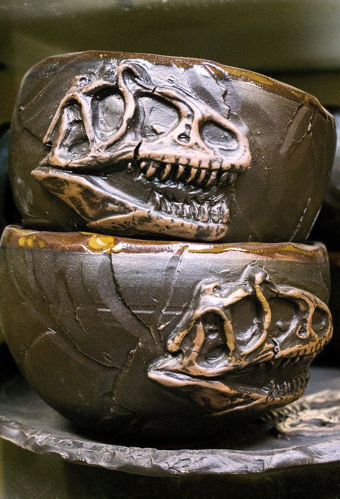 Портрет: Керамика KVN-studio, вдохновленная современной культурой