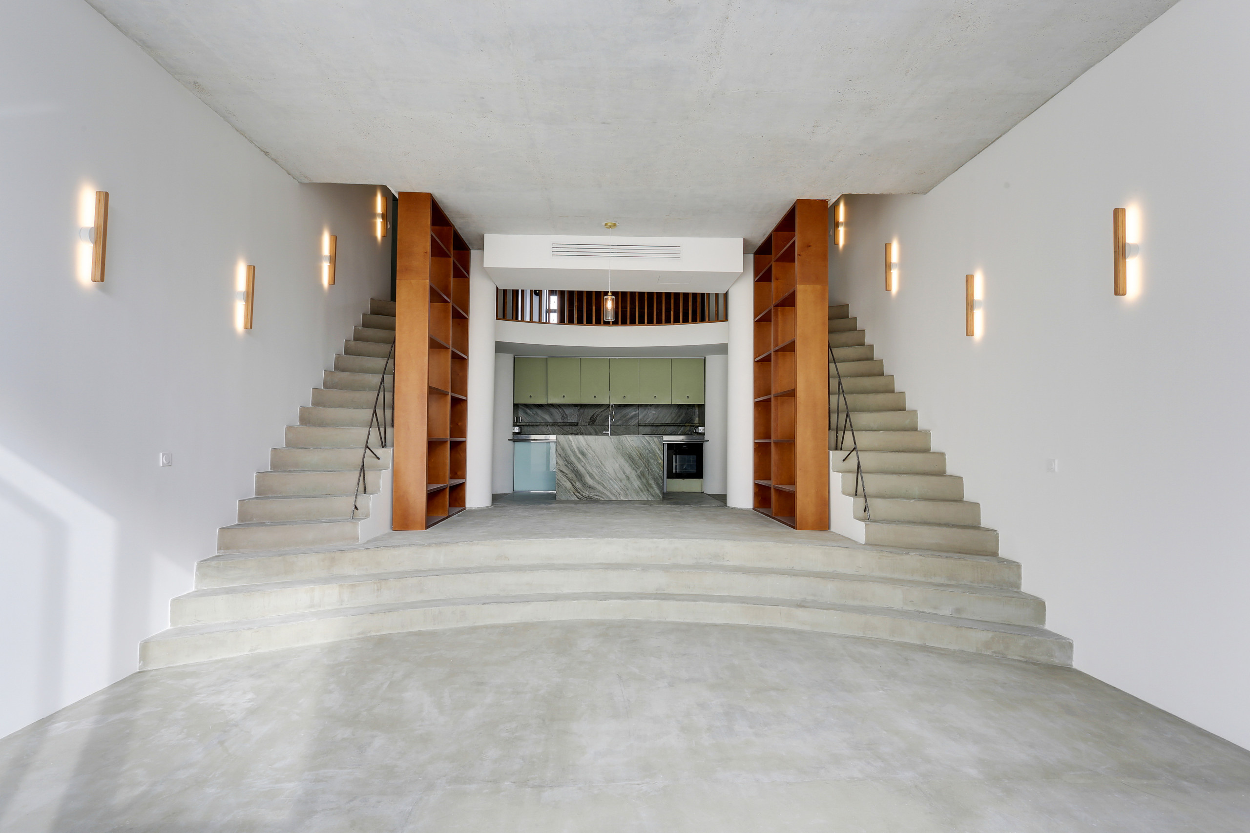 Дом-легенда: Реконструкция «Двуликого Сфинкса» Филиппа Старка