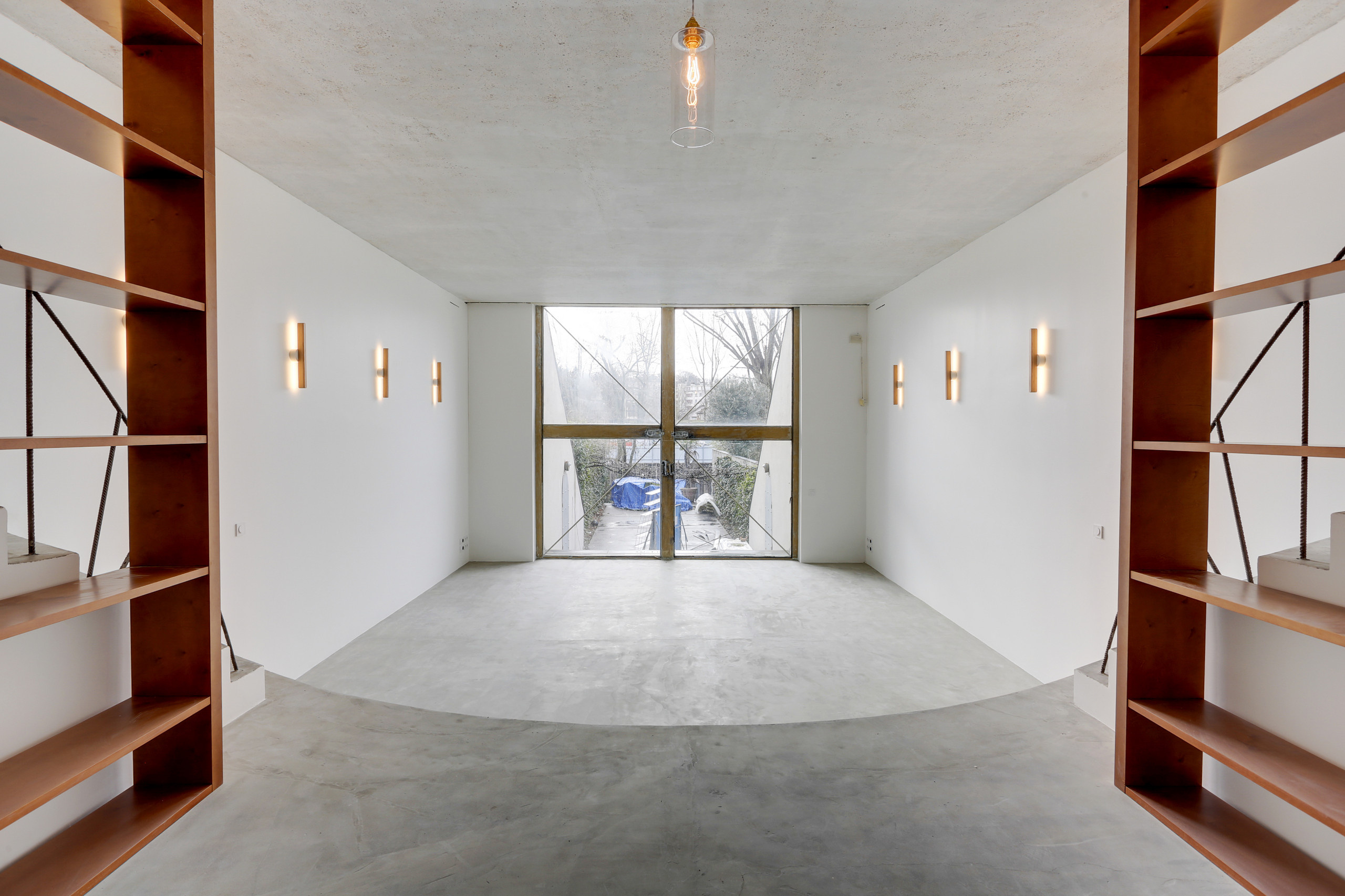 Дом-легенда: Реконструкция «Двуликого Сфинкса» Филиппа Старка