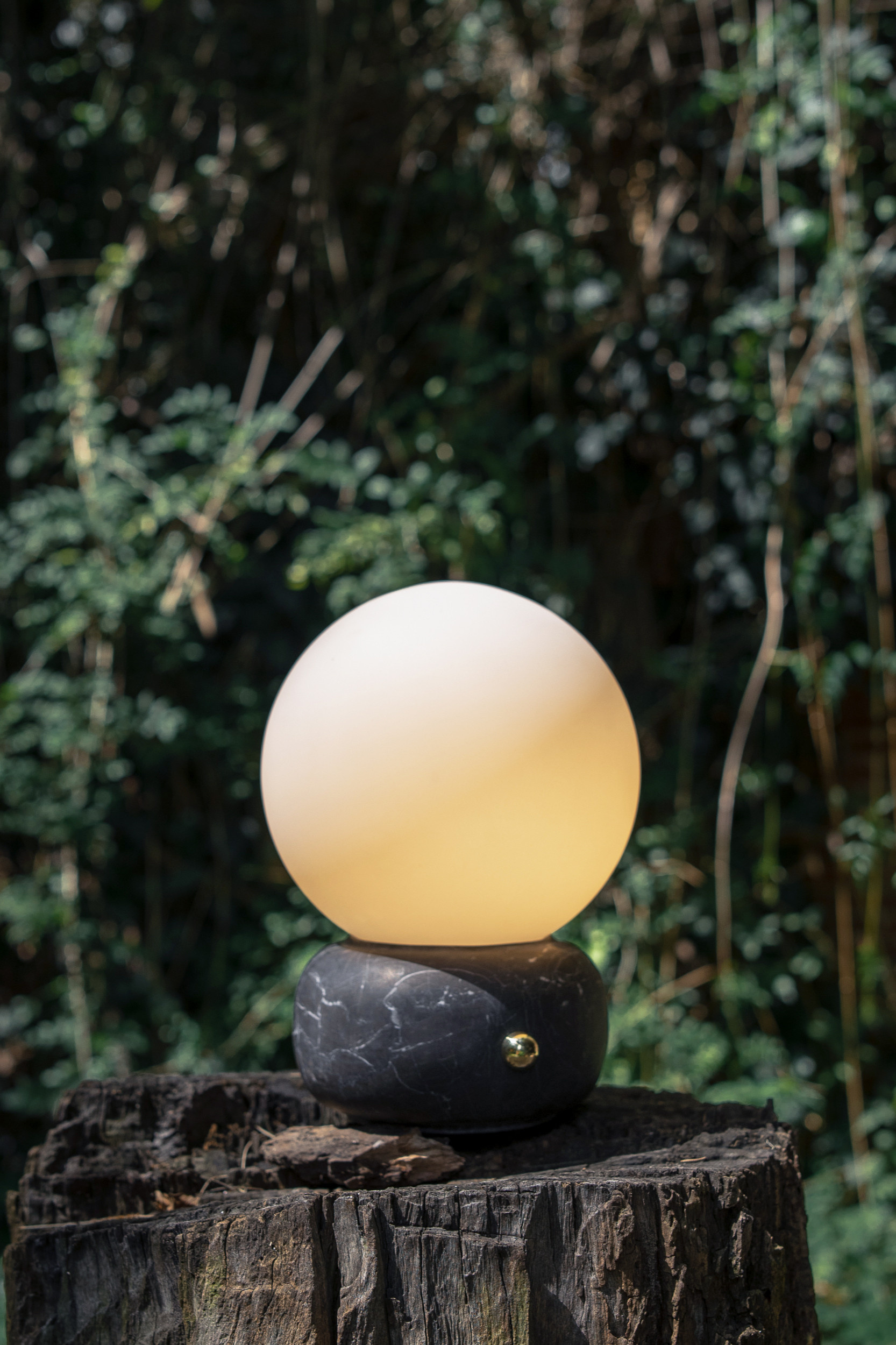 Выставка ICFF 2021: 10 современных светильников