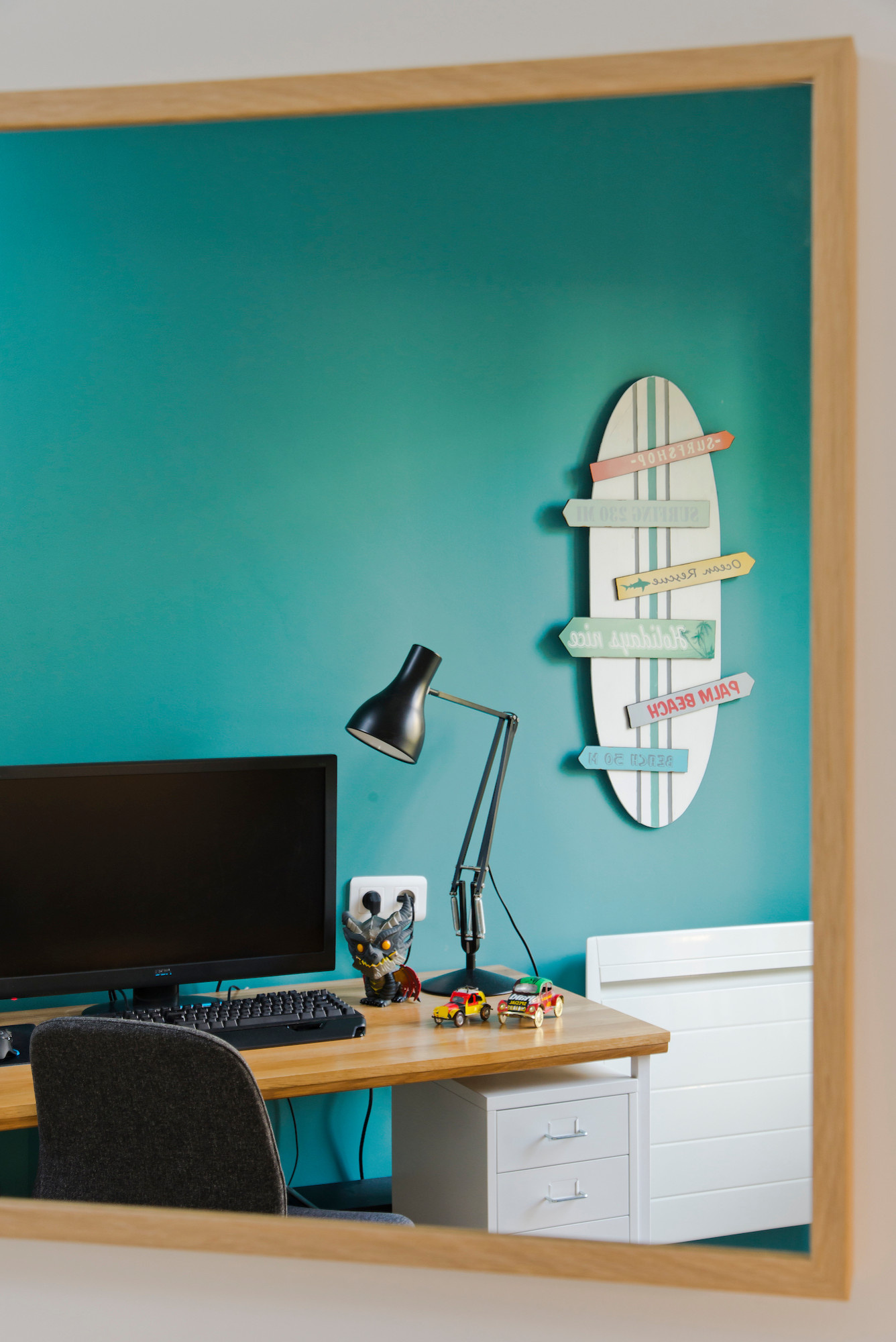 До и после: Новая жизнь квартиры под Парижем 10 лет спустя